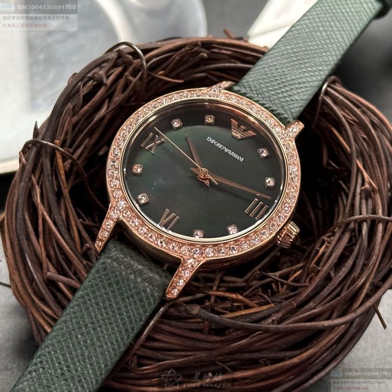 ARMANI手錶，編號AR00072，32mm玫瑰金圓形精鋼錶殼，墨綠色中三針顯示， 貝母錶面，綠真皮皮革錶帶款