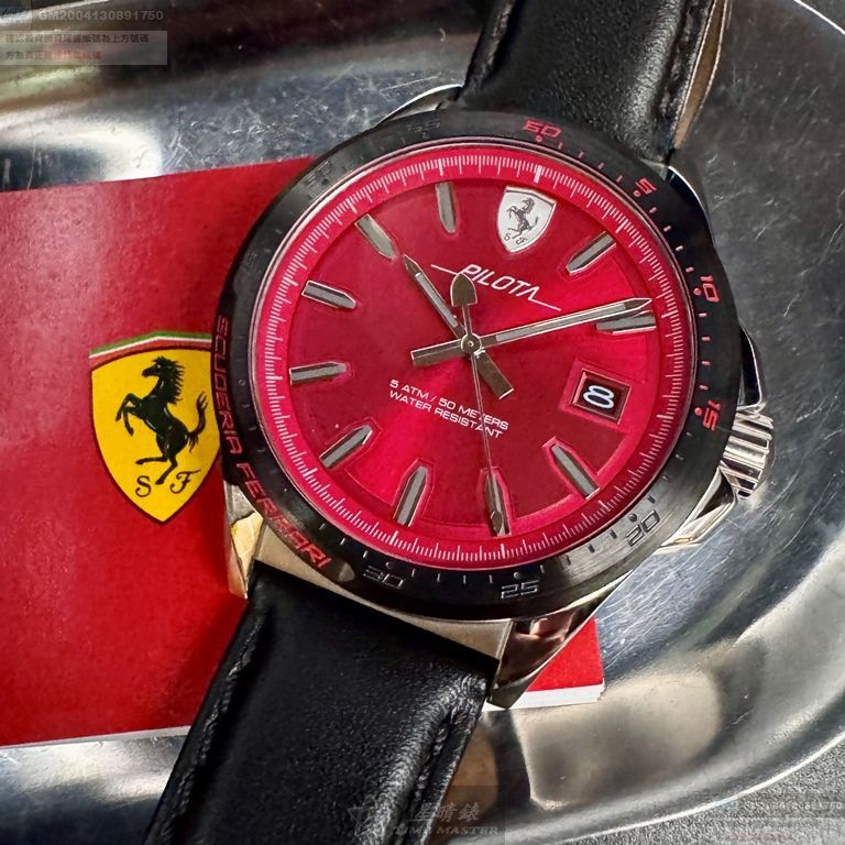 FERRARI手錶，編號FE00081，46mm銀圓形精鋼錶殼，紅色簡約， 中三針顯示， 運動錶面，深黑色真皮皮革錶帶款