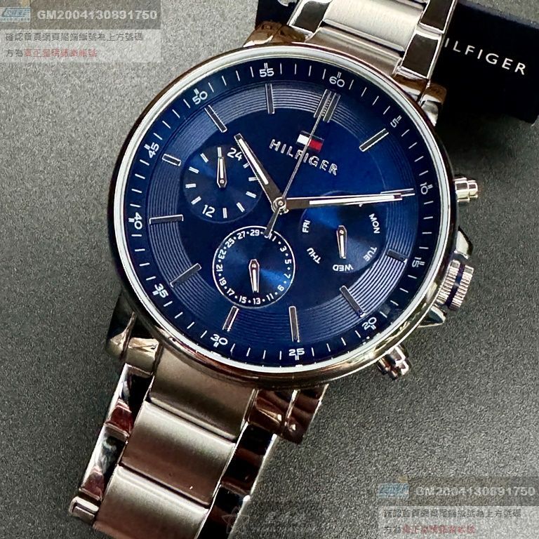 TommyHilfiger手錶，編號TH00049，44mm銀圓形精鋼錶殼，寶藍色三眼， 中三針顯示錶面，銀色精鋼錶帶款