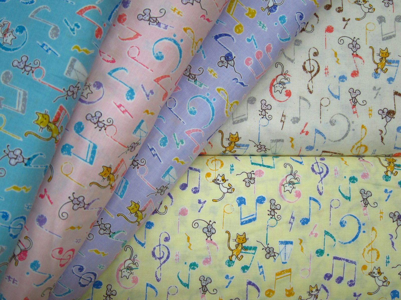 日本進口平織綿布-音符貓咪-米白底、黃底、淺紫底、藍底、粉底-100%純綿、日本製造