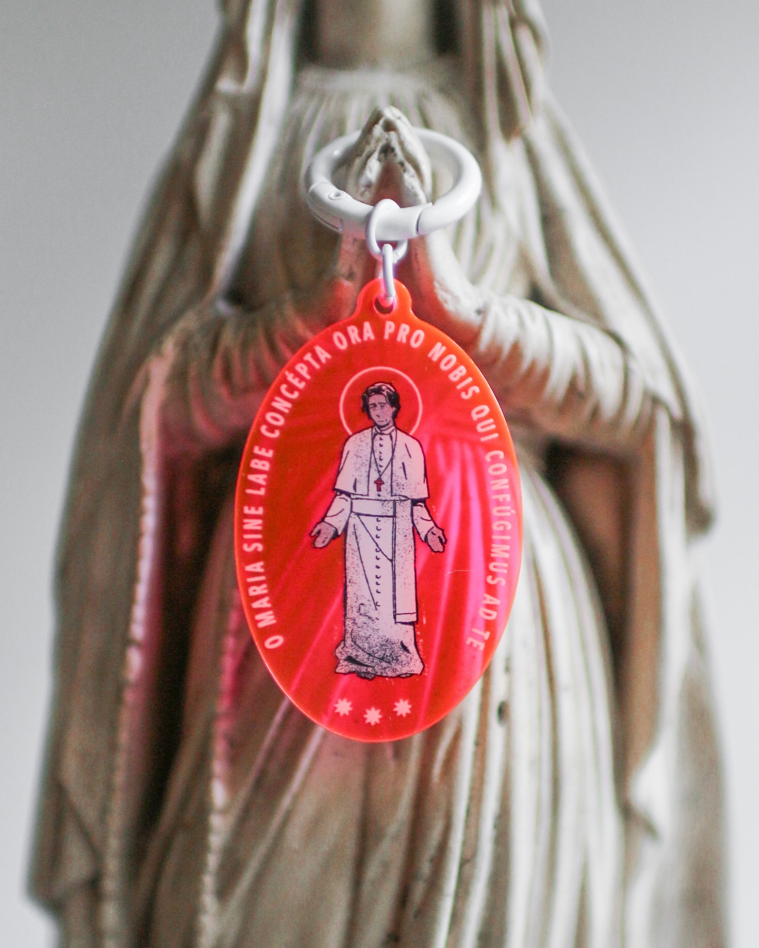 【預購】英諾森顯聖壓克力吊飾（2色）