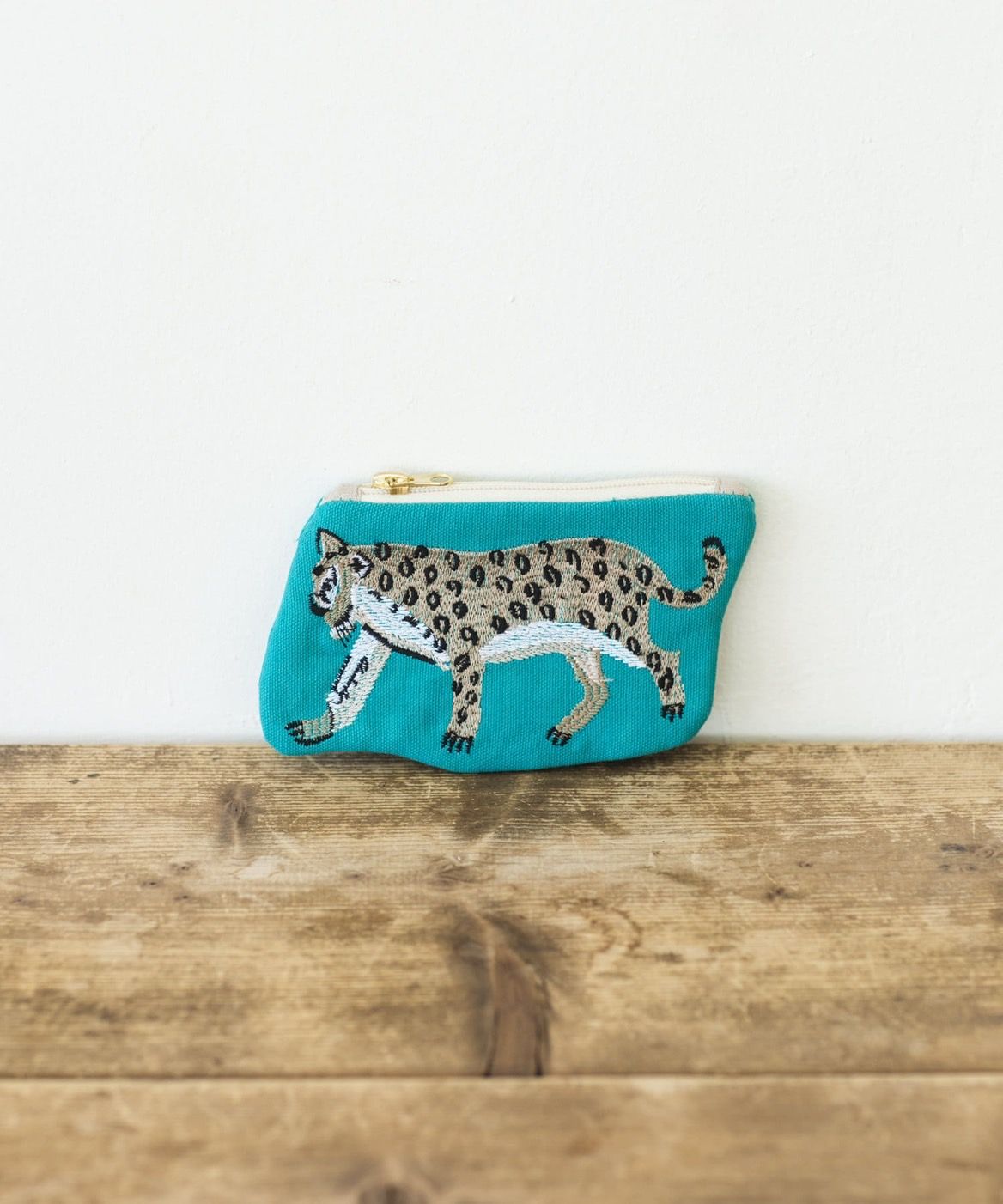 花豹刺繡收納小包