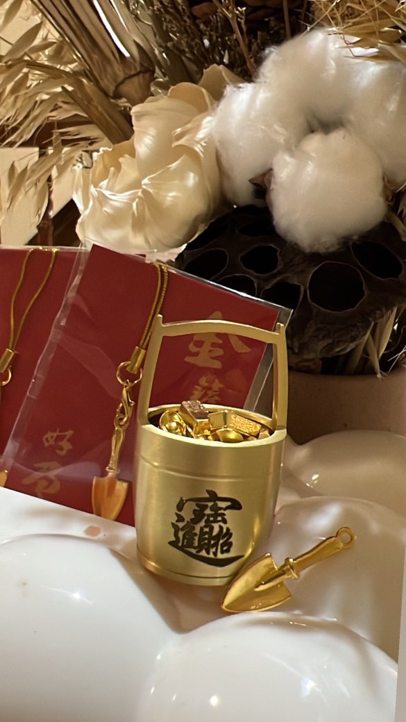 ㄧ桶金💕已到紫南宮拜拜過香爐