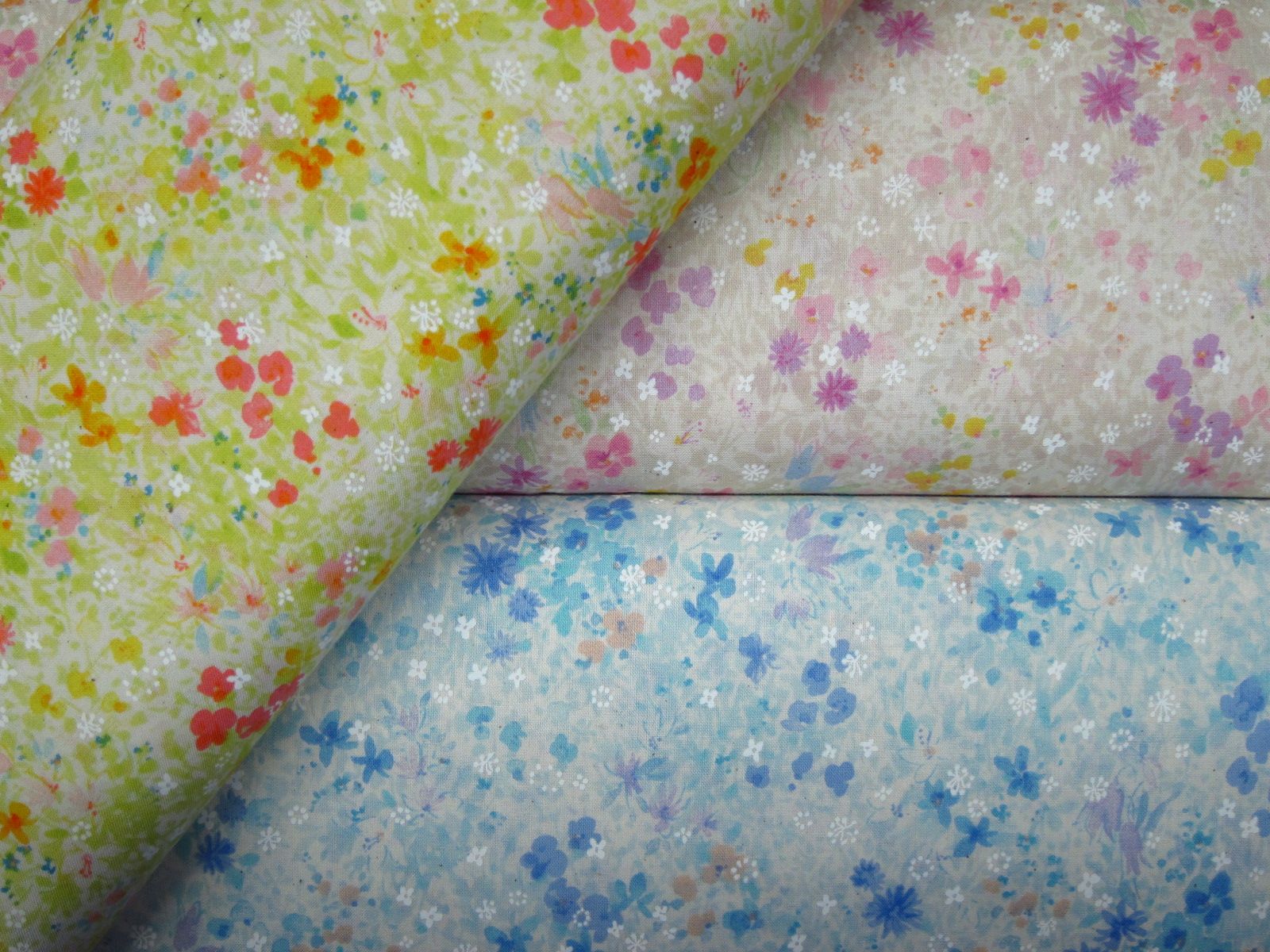日本進口平織綿布-水彩花-綠、紫、水藍-50%綿+50%特級亞麻、日本製造