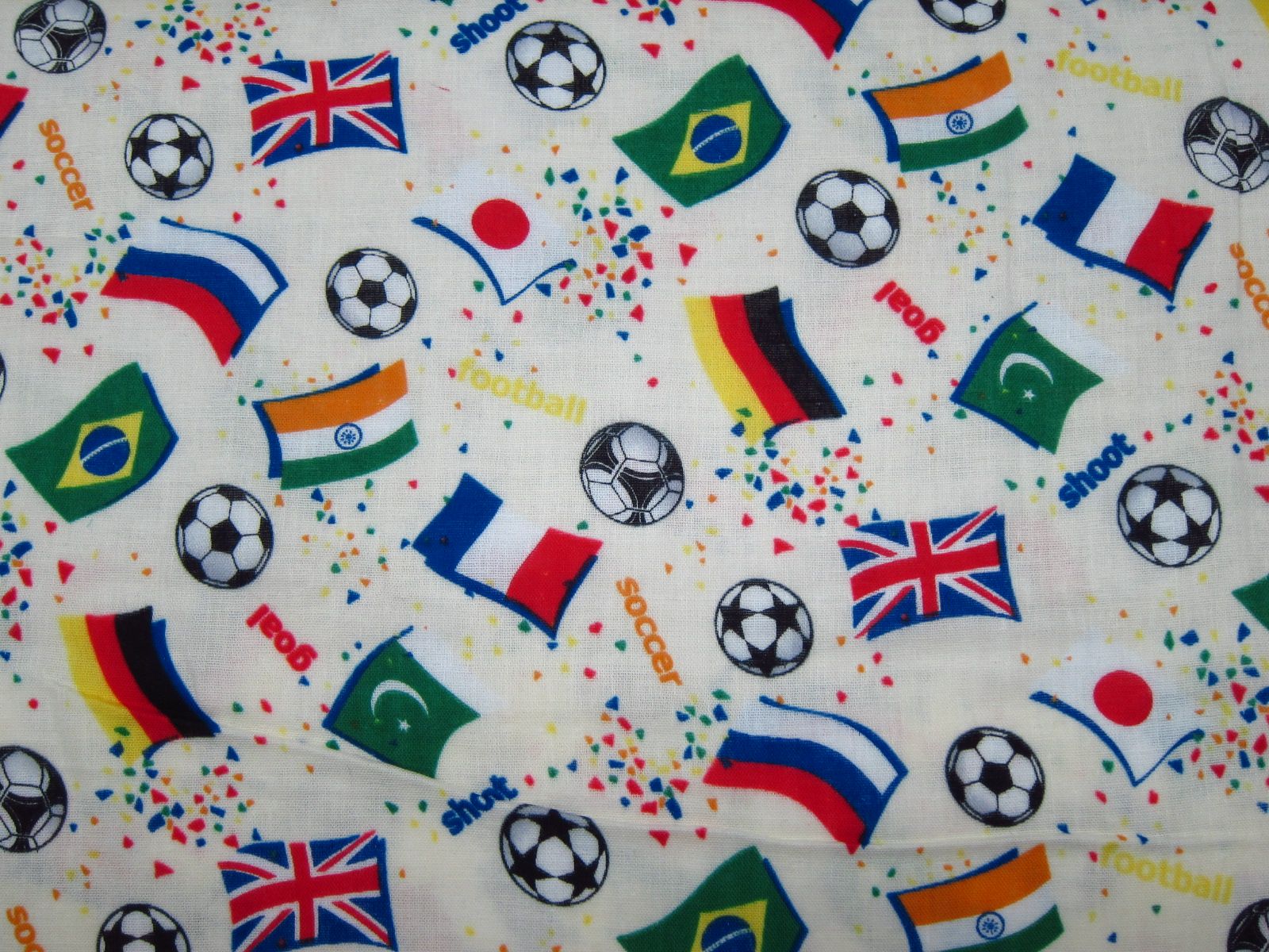極度舒適日本進口二重紗-世界盃足球賽-米黃底、寶藍底、水藍底、深藍底-100%純綿、日本製造