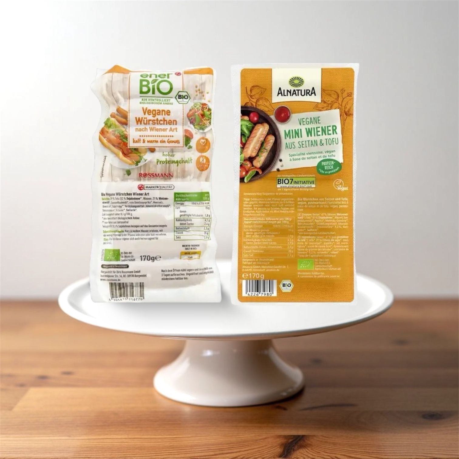 1.Alnatura 迷你維也納香腸 170g--較Q 2. enerBIO 維也納風味白香腸 170g 較軟