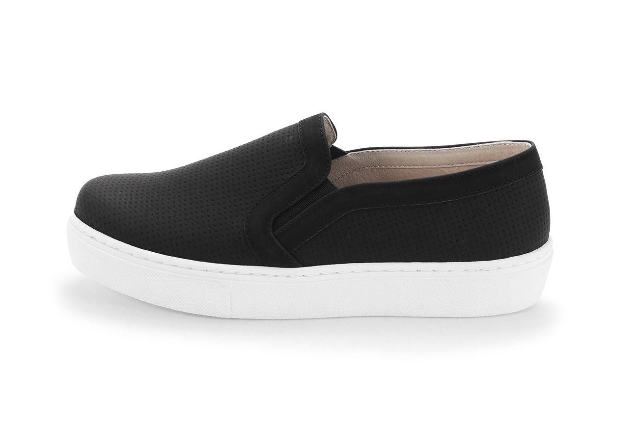 【富發牌】日系素色便鞋-黑、白