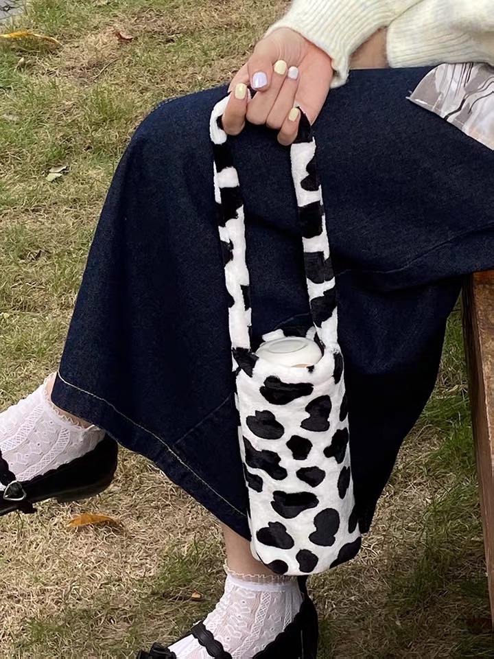 🐄現貨！乳牛絨毛杯套🐄（兩款）