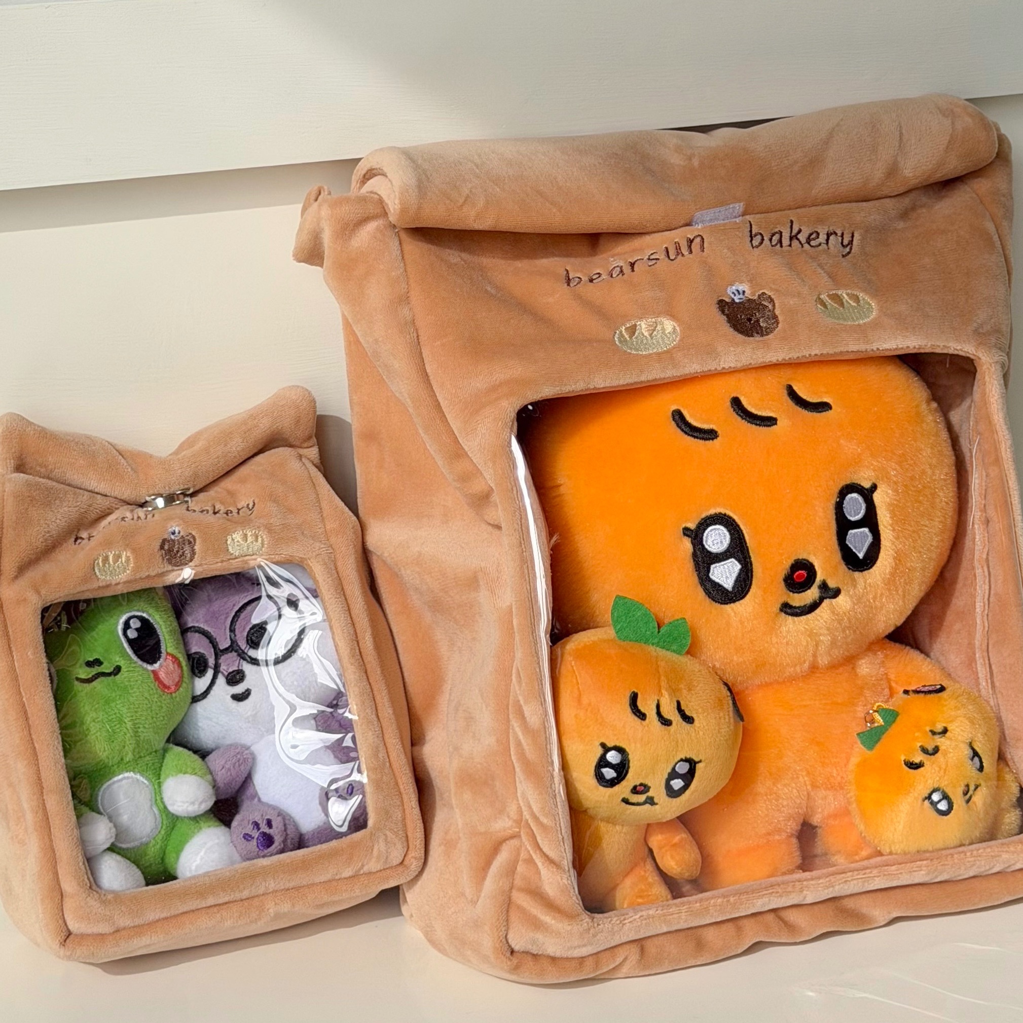 新品 🔥巨無霸 毛絨小熊麵包袋娃包 痛包 20cm娃娃
