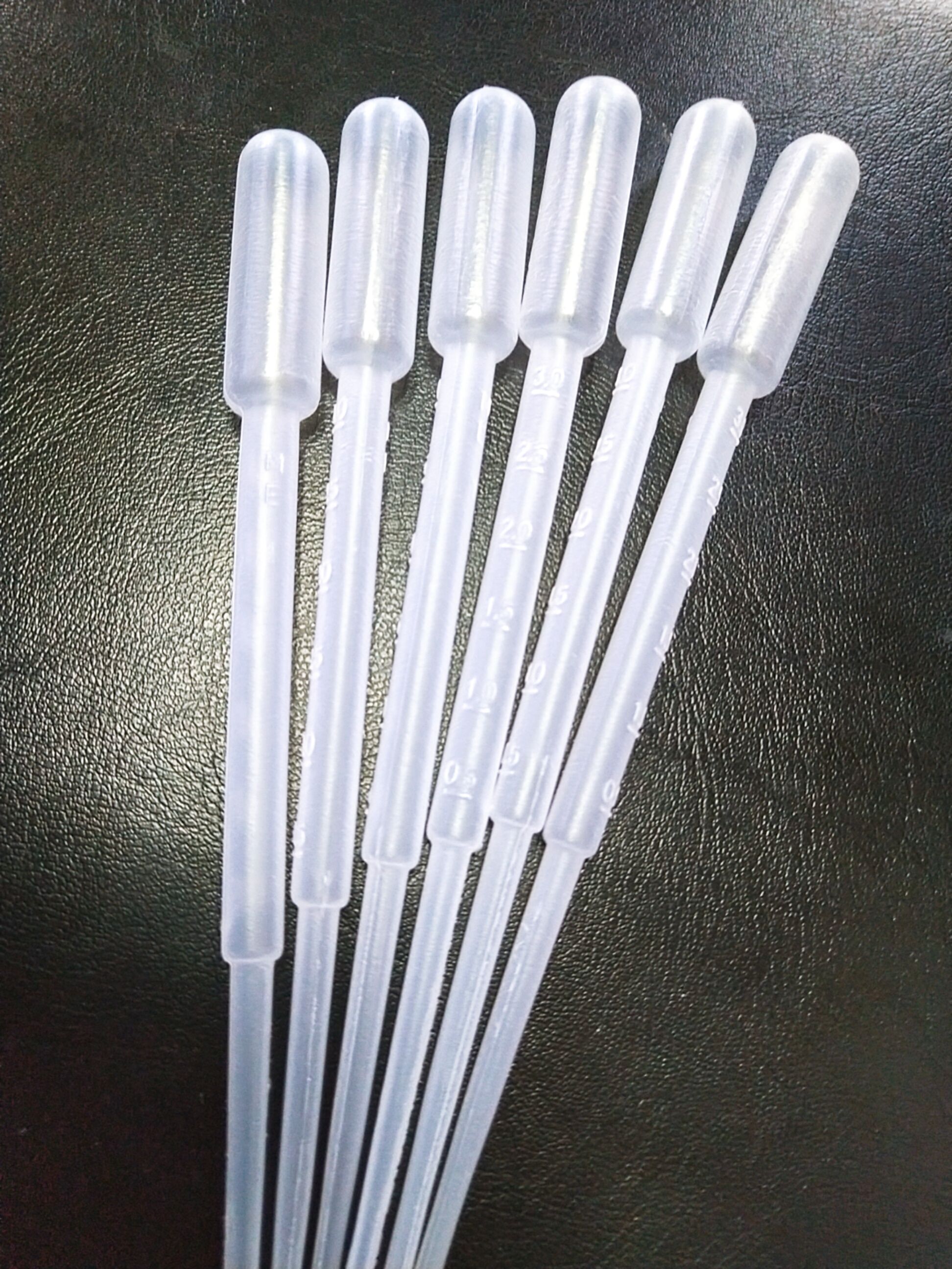 （有現貨）3cc滴管吸管（吸鬥魚大便、吸蚤或豐年蝦皆方便）（當天下單當天出貨）