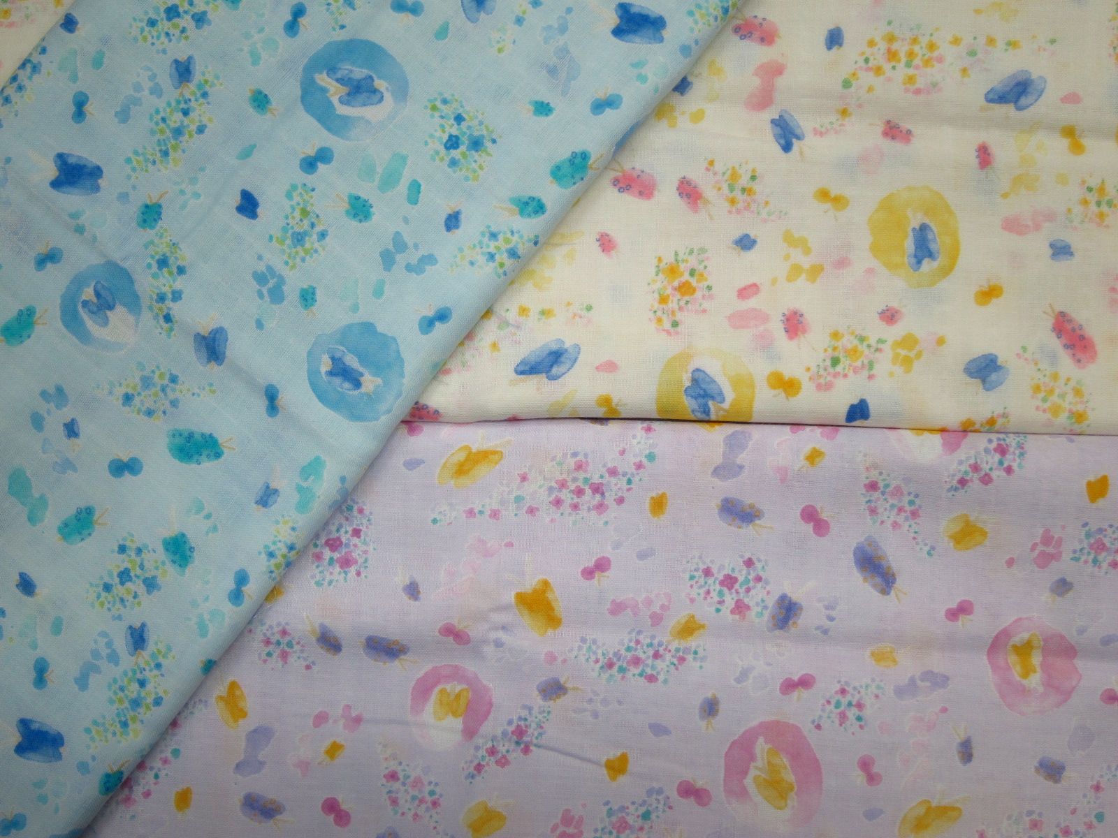 極度舒適日本進口二重紗-水彩蝴蝶花-水藍底、淺黃底、淺紫底-100%純綿、日本製造