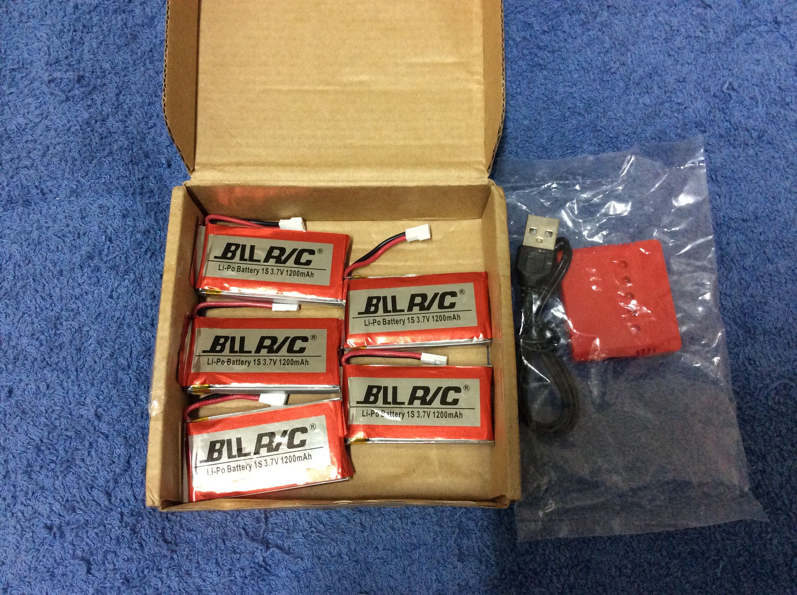 BLL R/C 3.7V 1200MAH 鋰電池 *5 （全新品無膨脹）   （加贈 USB插頭  1對5充電器*1）