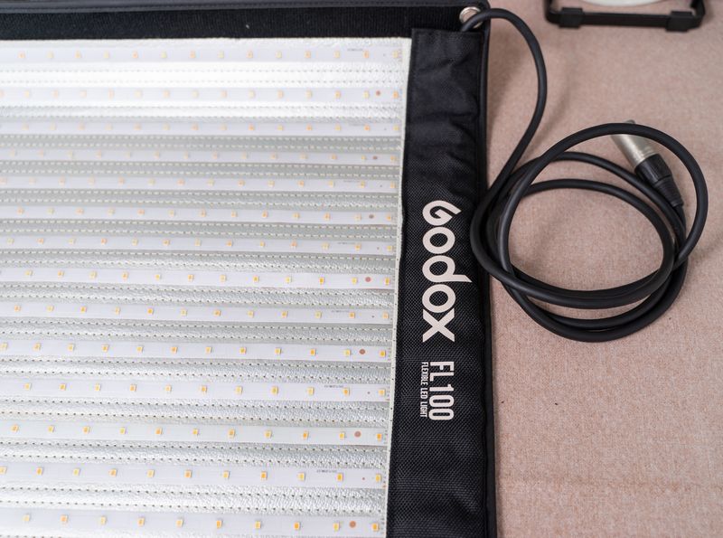 Godox神牛FL100捲布柔性led攝影燈（93.75W）+柔光箱FL-SF4060
