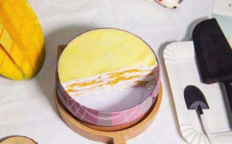U＆Me-盛夏黃金芒果鐵盒千層蛋糕6吋