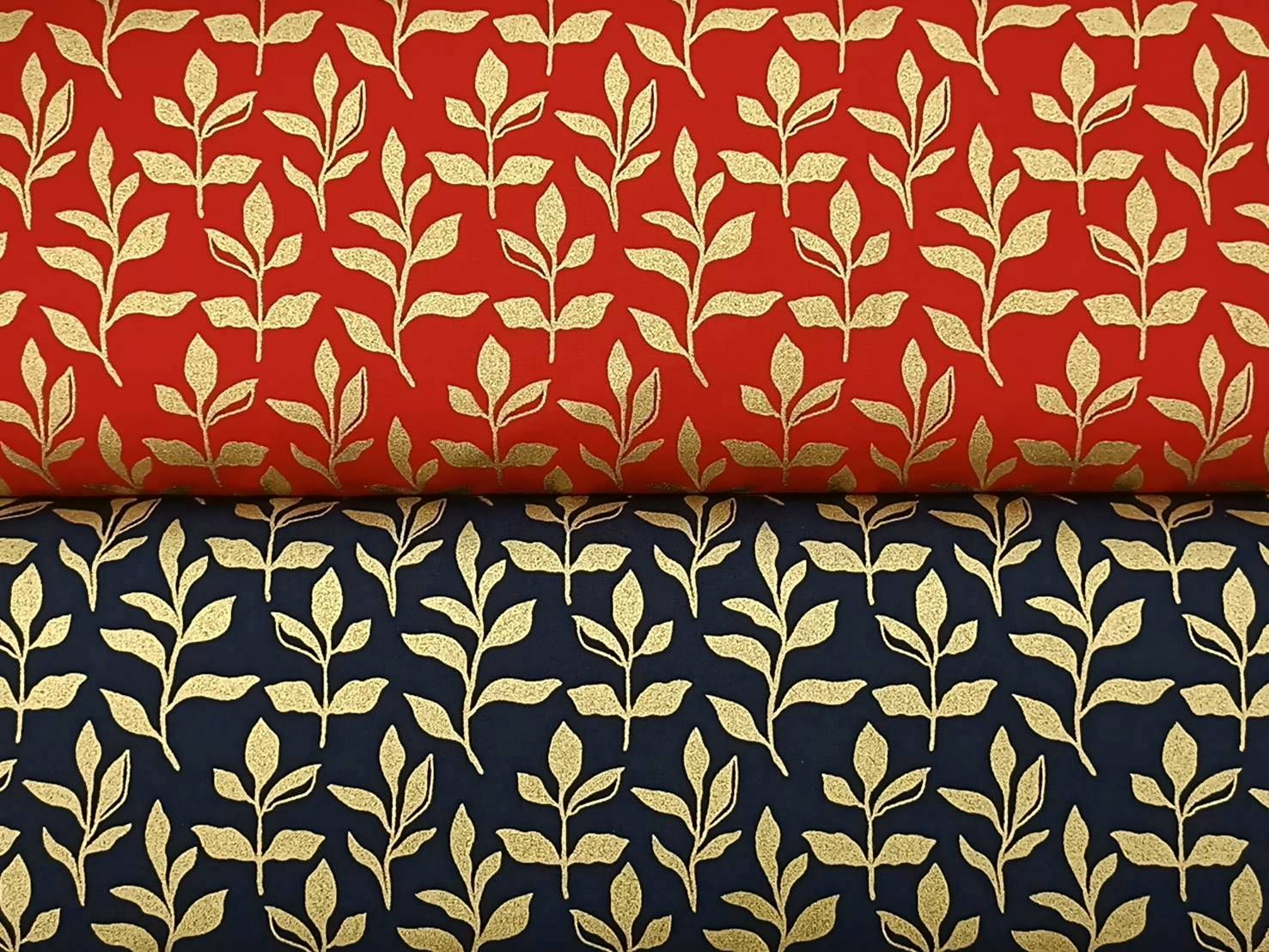台灣製平織綿布-金蔥舞葉-紅底、深藍底（100%純綿、台灣製造）