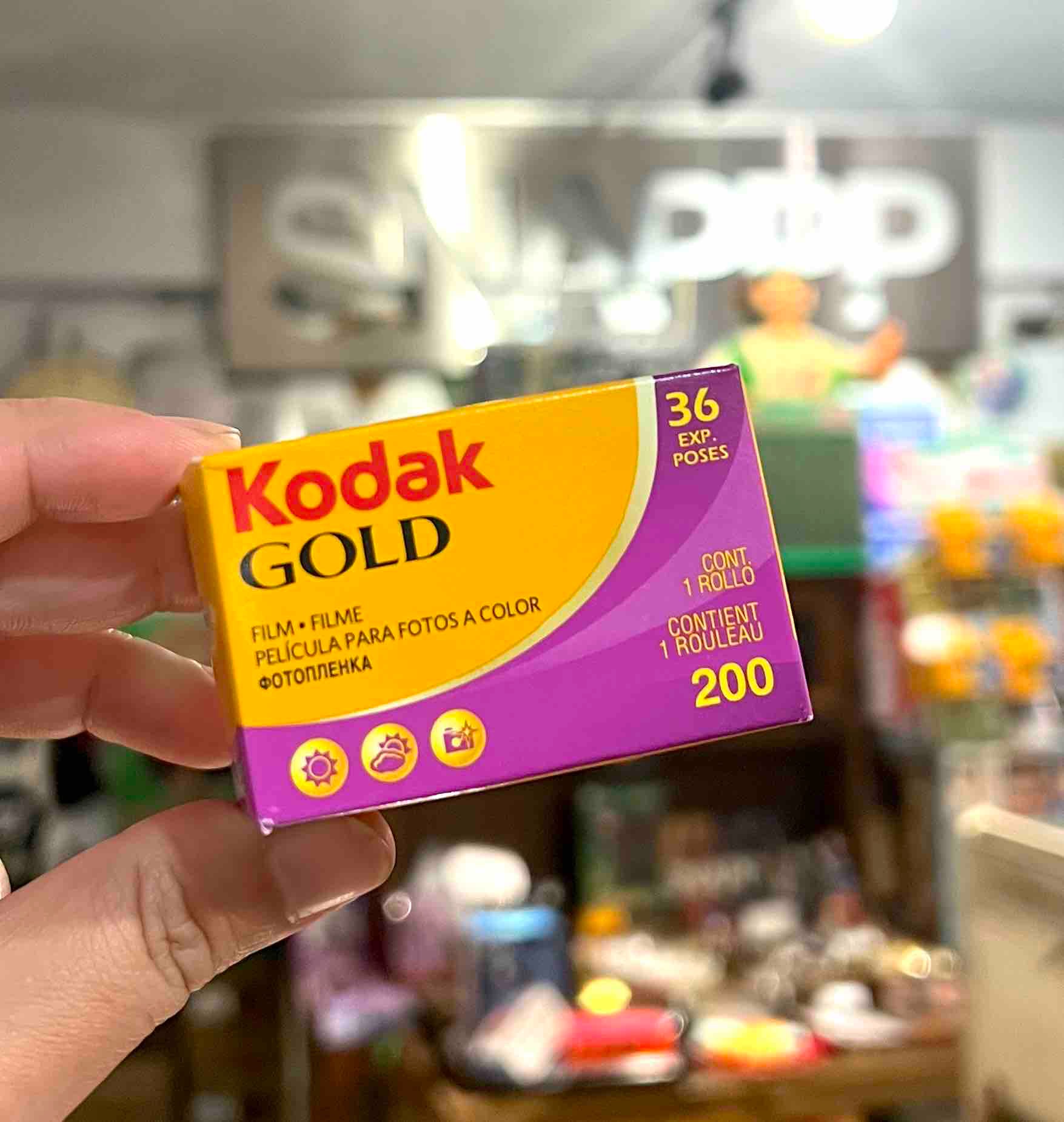 新鮮的金軟片【彩色負片】柯達 Kodak Glod 200 -135底片膠卷