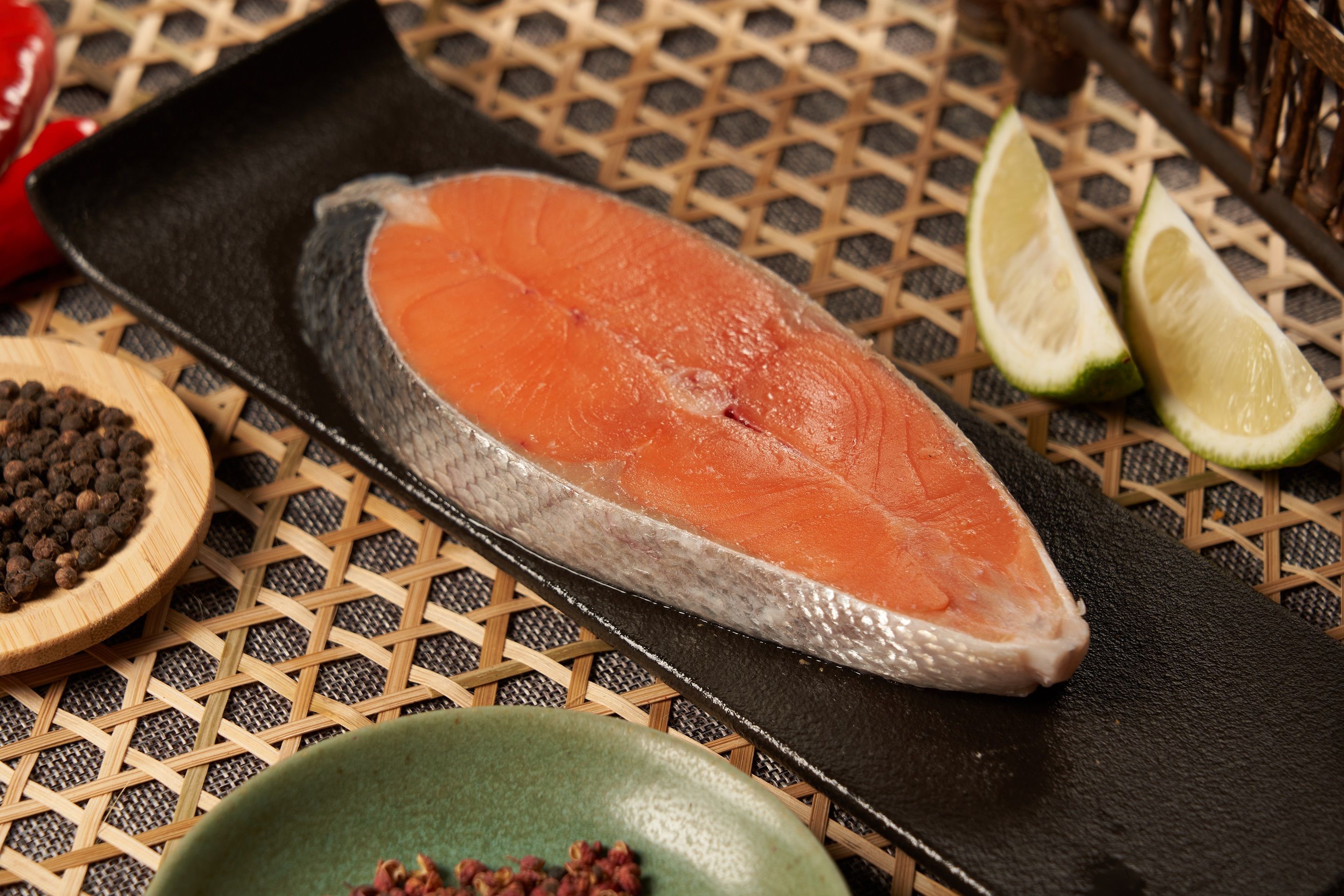 銀鮭切片／一片／鮭魚片／鮭魚／新鮮營養／乾煎好吃／海鮮