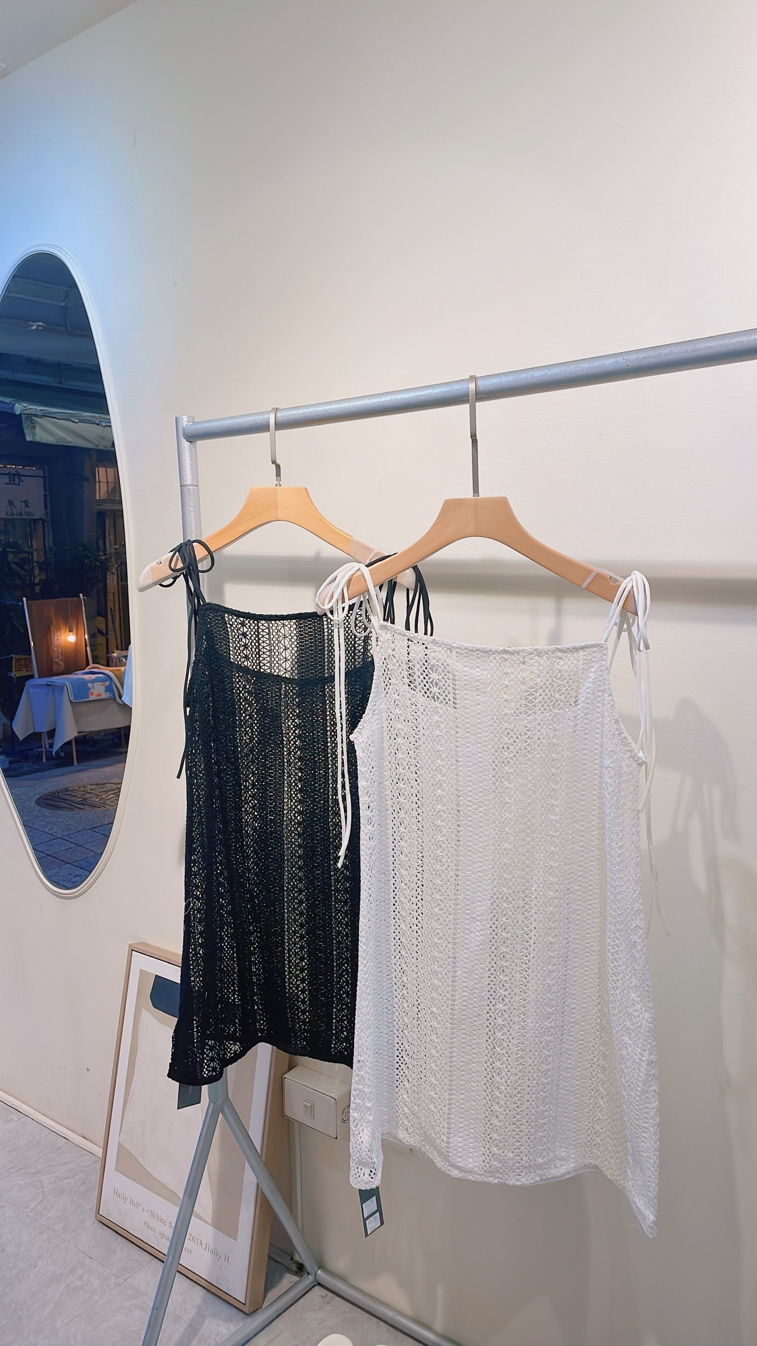 日系綁帶洞洞罩衫