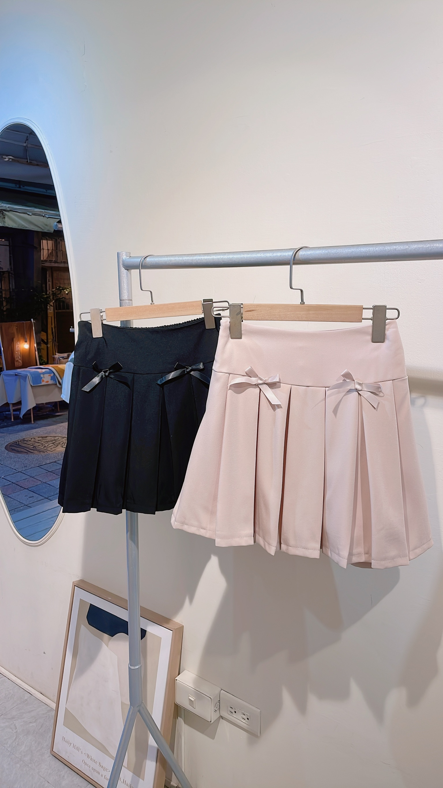 後鬆緊側拉鍊蝴蝶結百摺褲裙