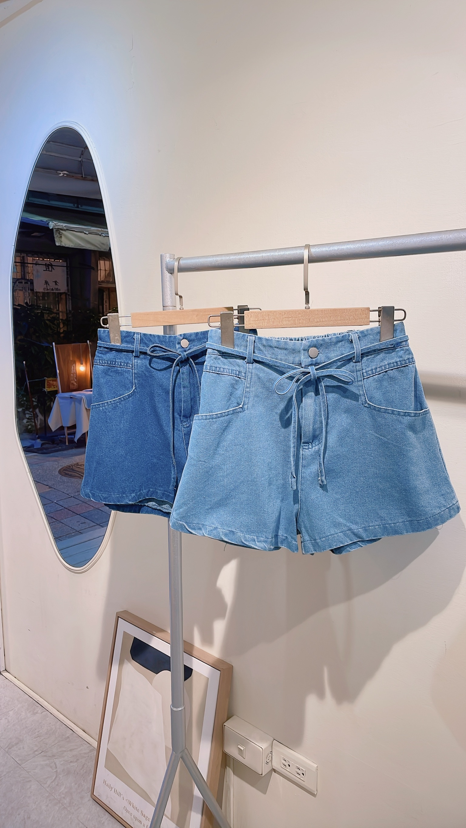 全鬆緊牛仔綁帶短褲