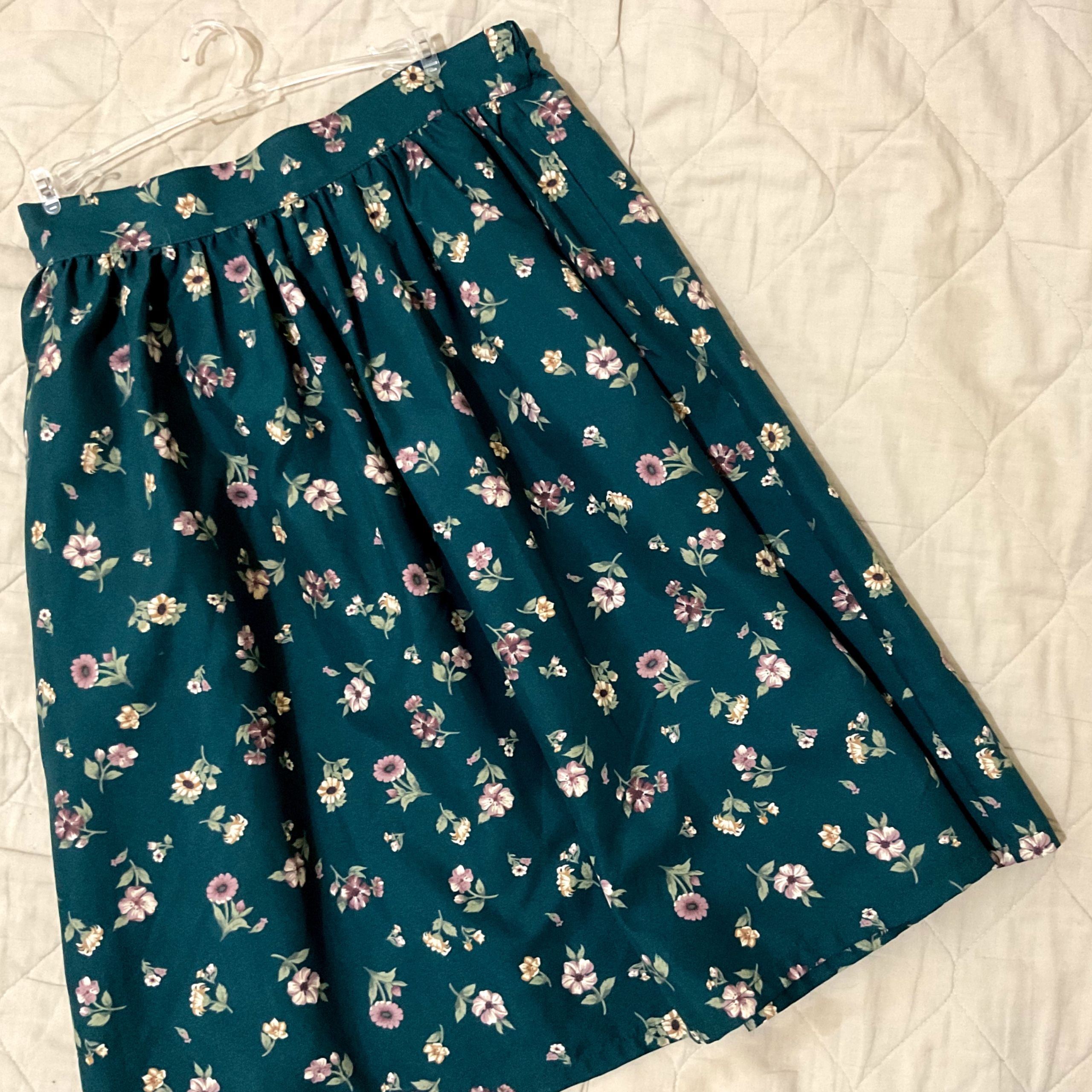 earth music＆ecology 綠碎花 半裙  向日葵