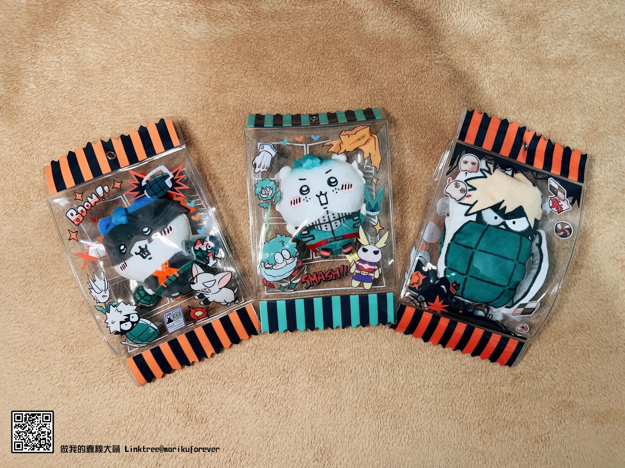 娃包、萬聖節徽章組，皆不含裝飾物