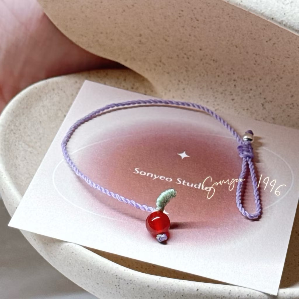 ｜𝘀𝗼𝗻𝘆𝗲𝗼 𝘀𝘁𝘂𝗱𝗶𝗼 ｜✨紅瑪瑙水晶珠蘋果🍎造型手作手鍊