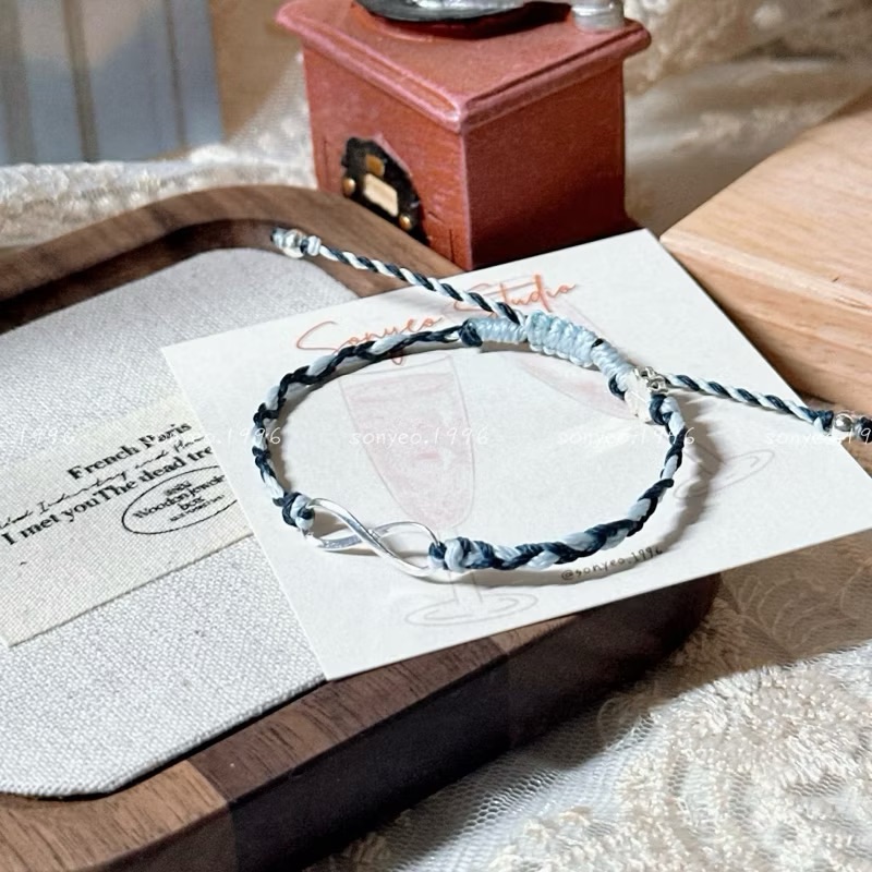 ｜𝘀𝗼𝗻𝘆𝗲𝗼 𝘀𝘁𝘂𝗱𝗶𝗼 ｜  ✨ 純銀無限♾️搭配幸運草🍀手作手鍊