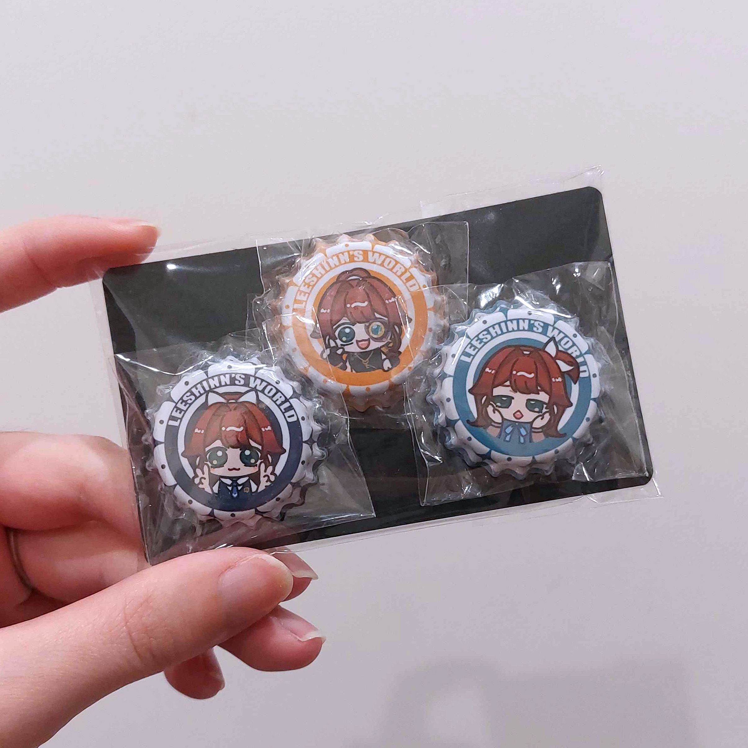 《現貨》【李迅】瓶蓋胸章三件組