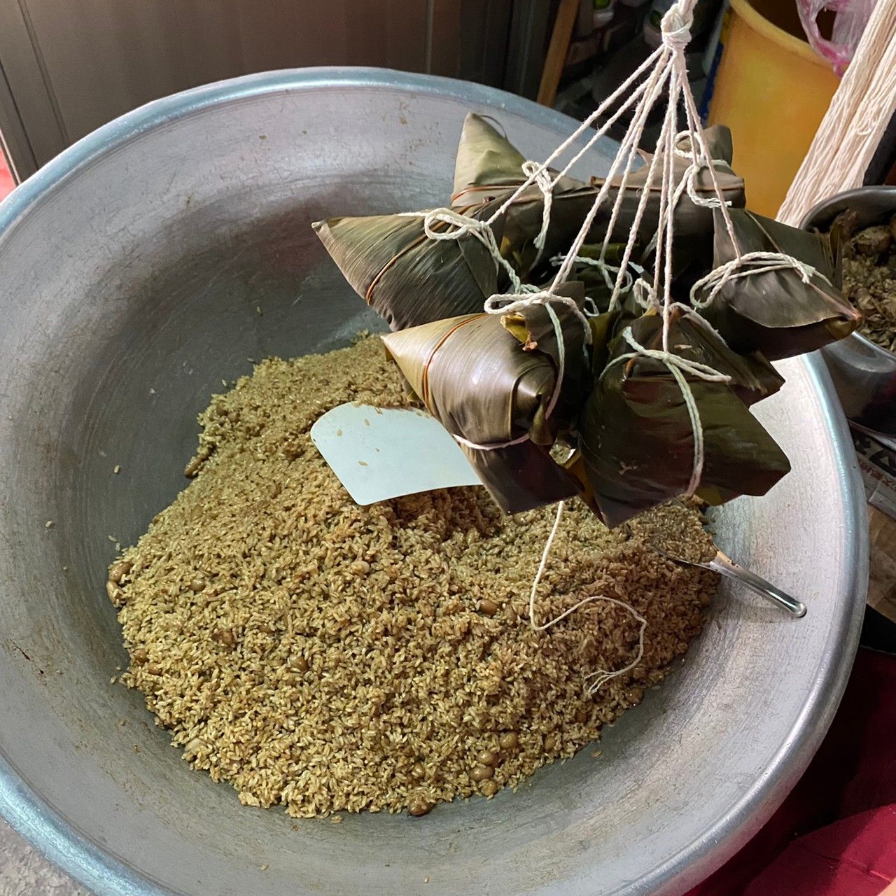 兼具北部粽與南部粽口感的古早味粽子-端午時節的必備佳餚