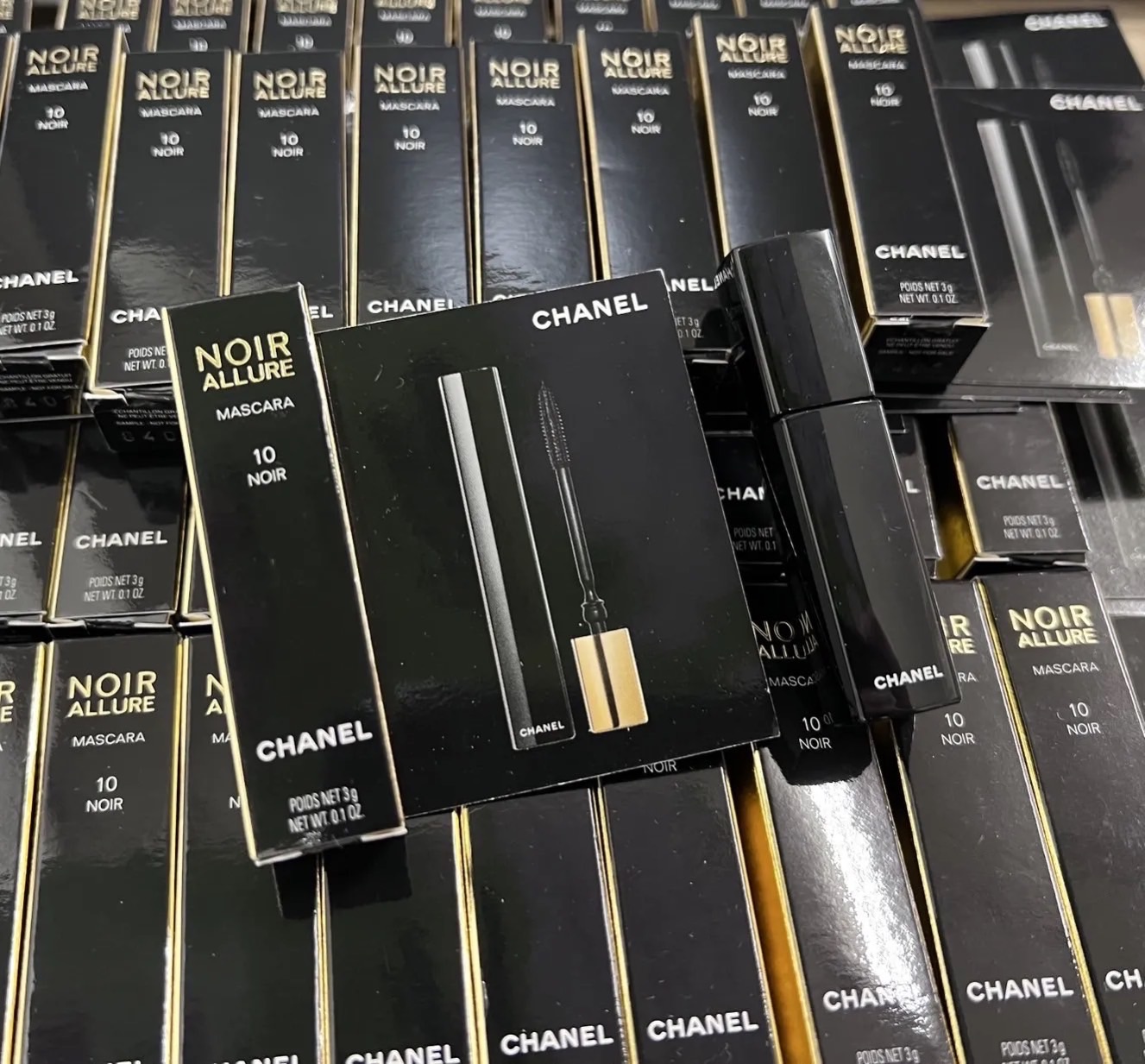 打造魅力電眼⚡️😉 CHANEL香奈兒😎超炫耀4D修護睫毛膏  #10 NOIR