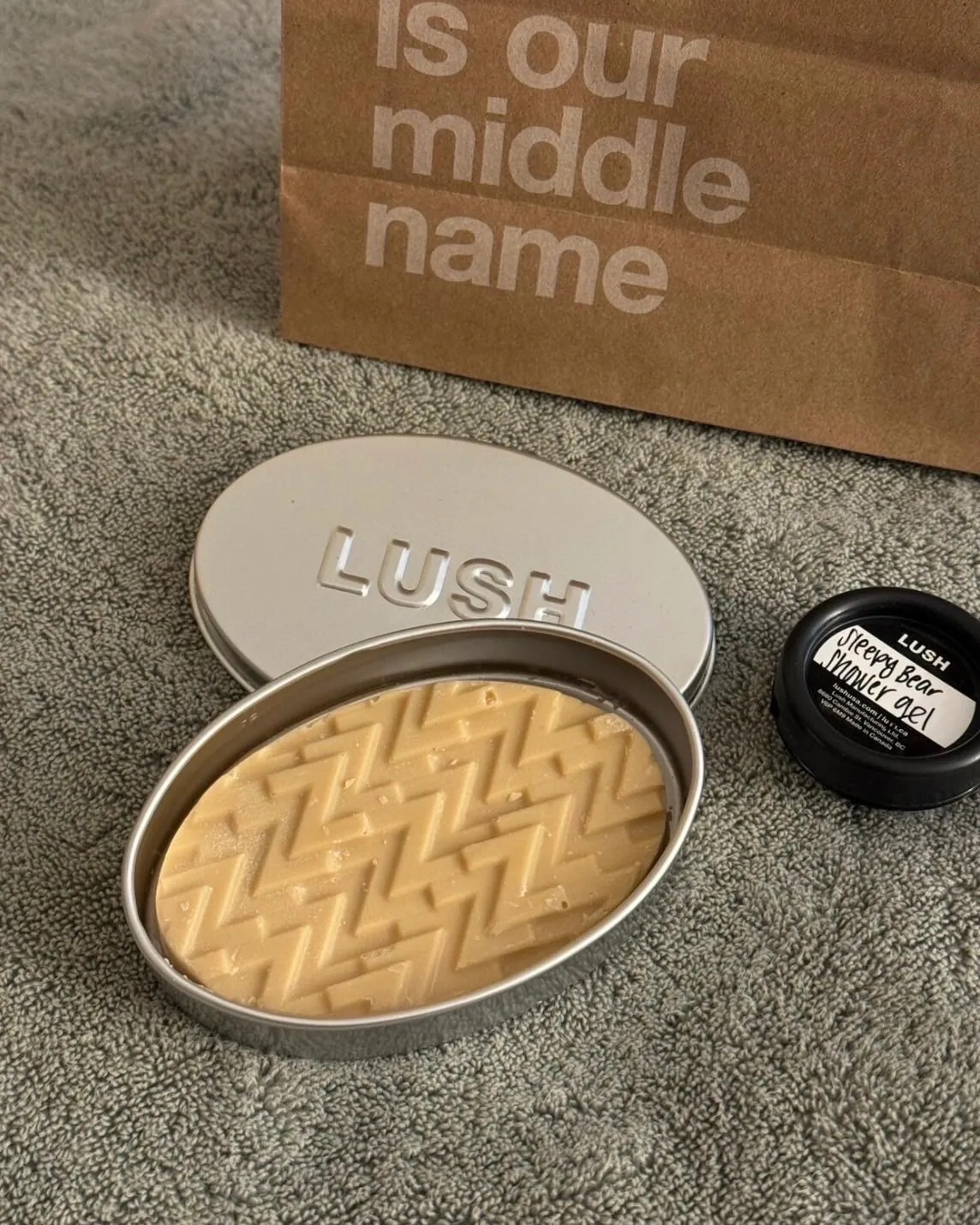 New✨Thread上爆紅斷貨款⚡️Lush 甜睡時光 鎂鹽按摩芭  Deep-sleep 鎂鹽餅 65g