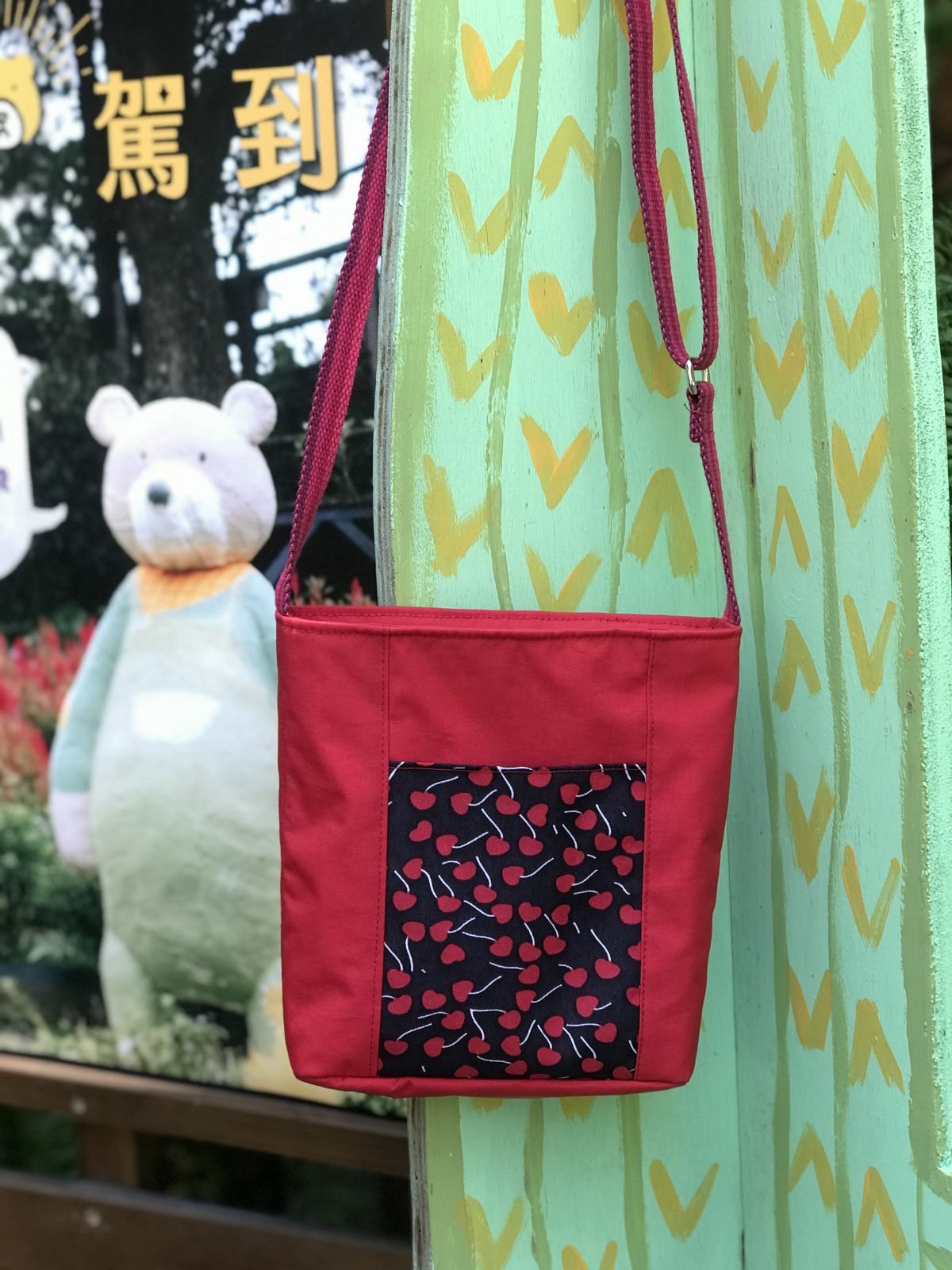 到處走斜背包材料包