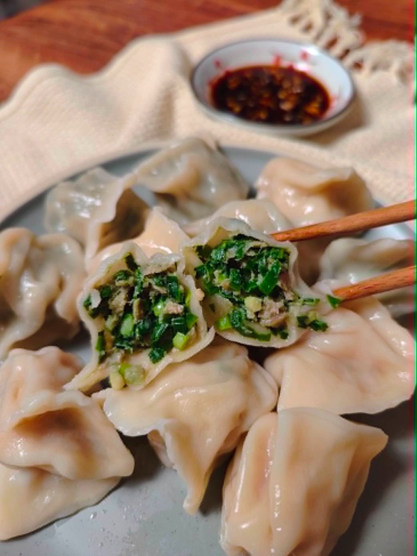 純手工韭菜黑豬肉水餃