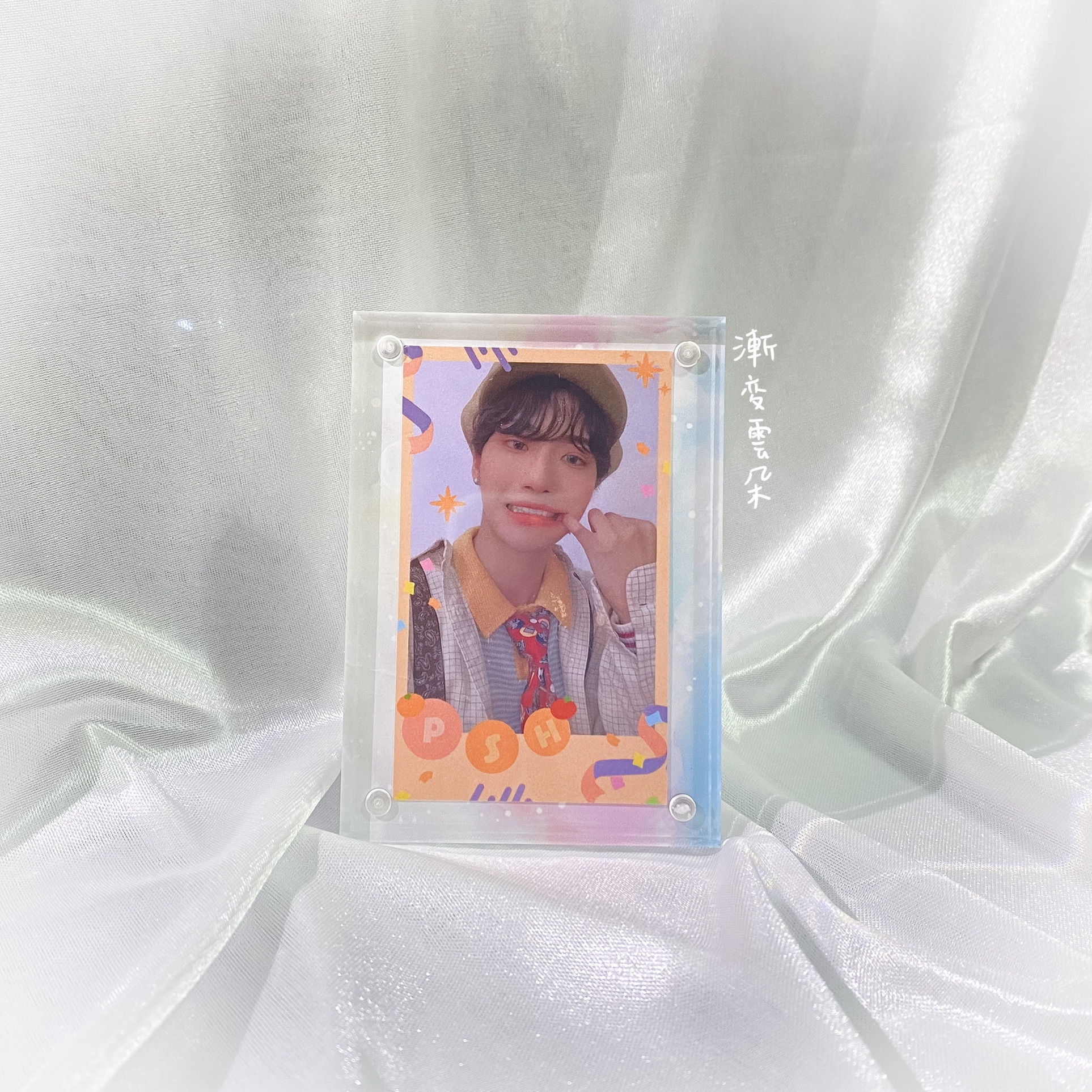 棋盤/雲朵背景卡磚