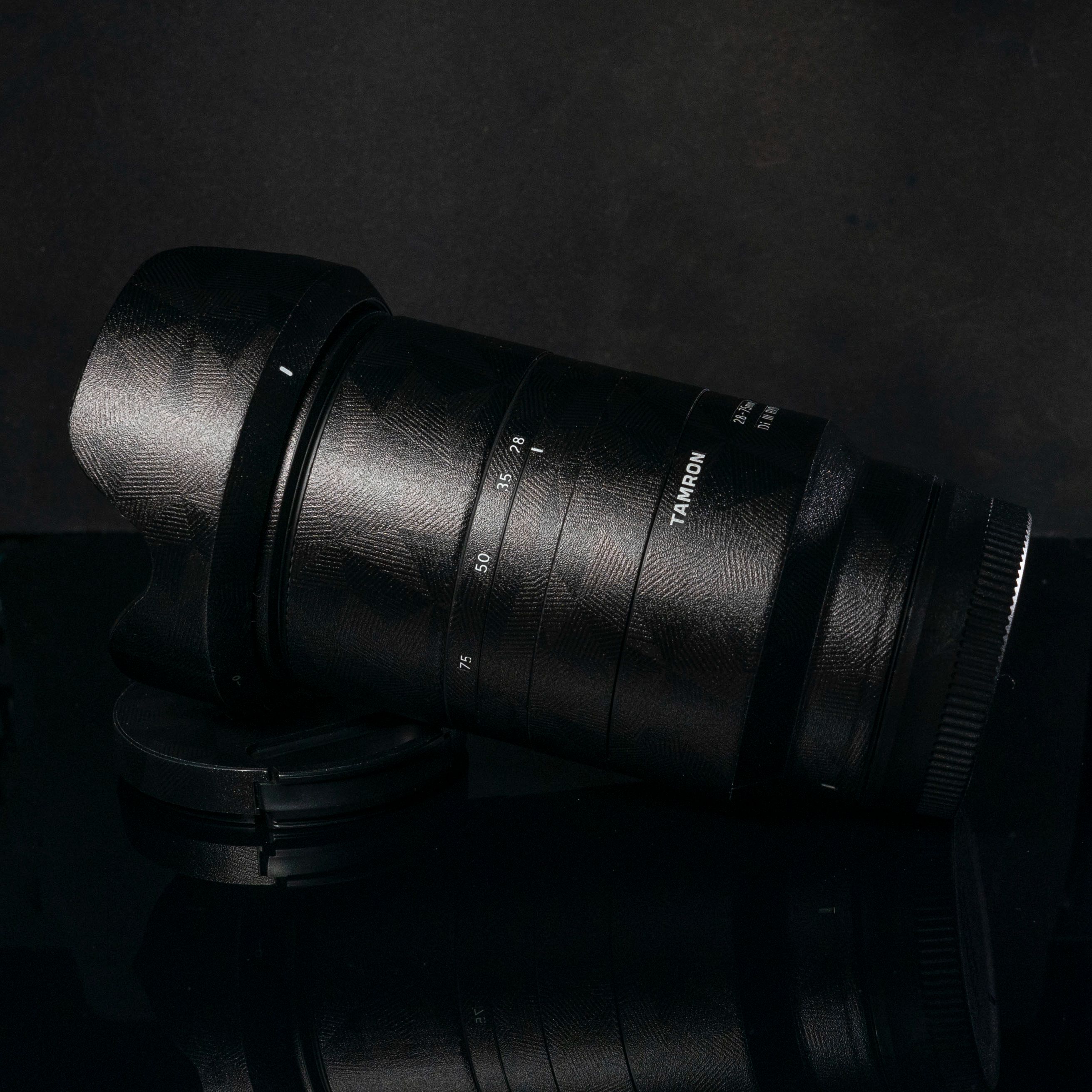 『Tamron 28-75mm F2.8 Sony FE口 鏡頭貼膜（三角黑紋）』