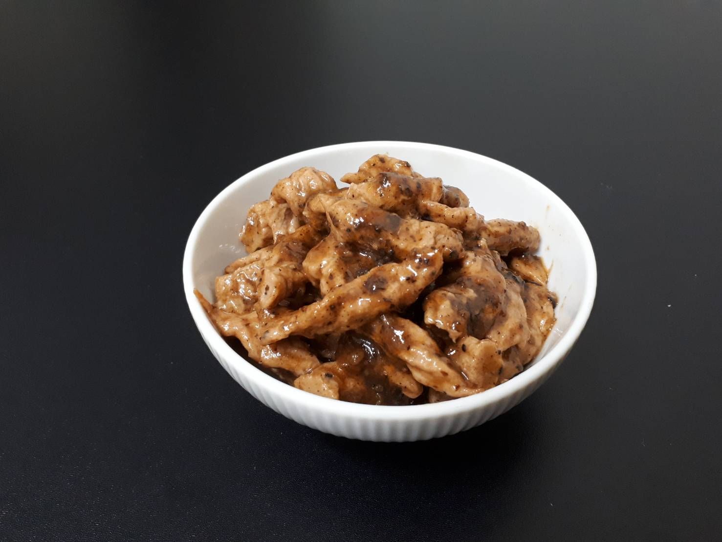 黑胡椒牛柳     （蛋奶素）飯糰任選5送1隨機