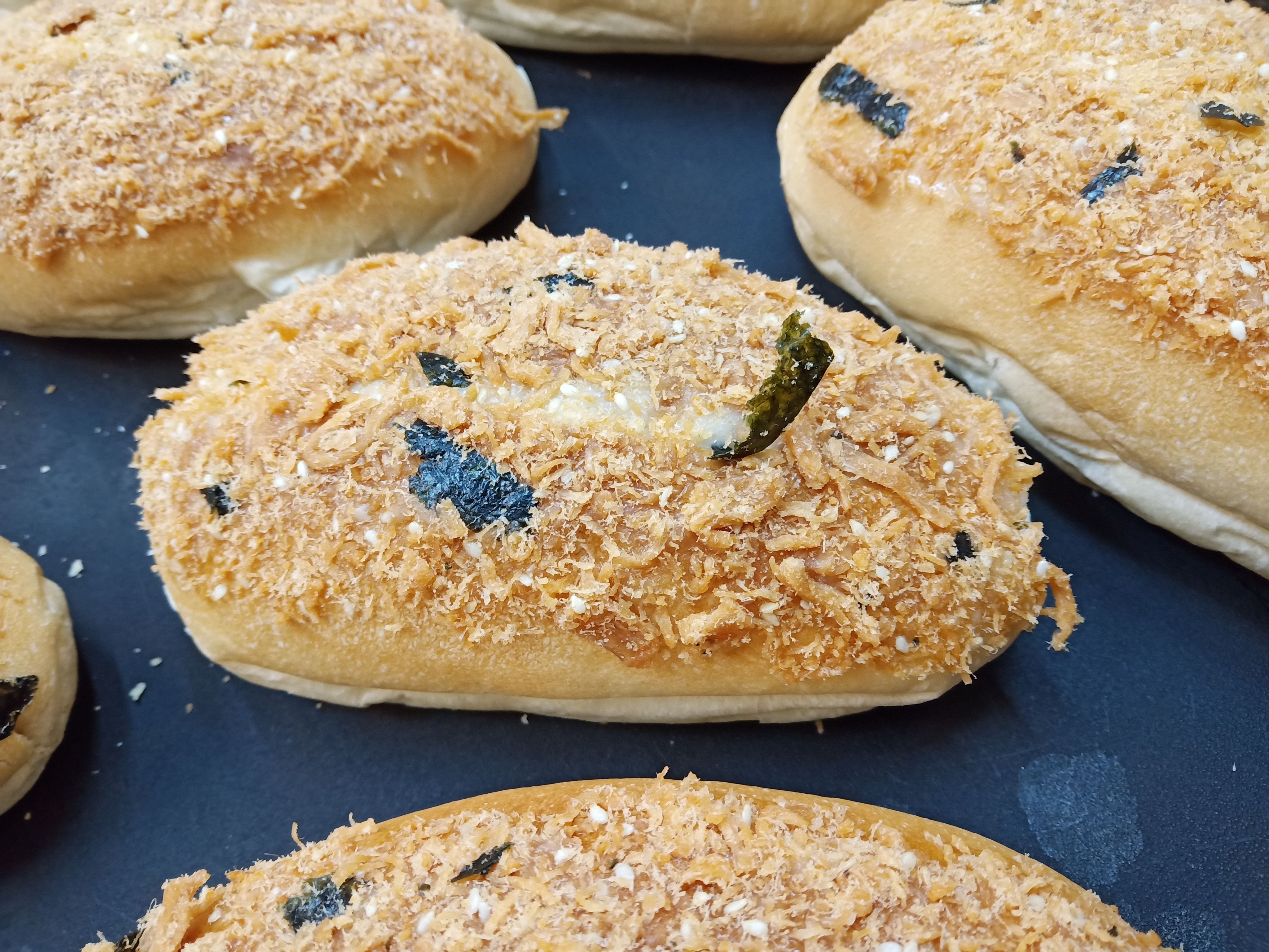 純素沙拉素鬆麵包