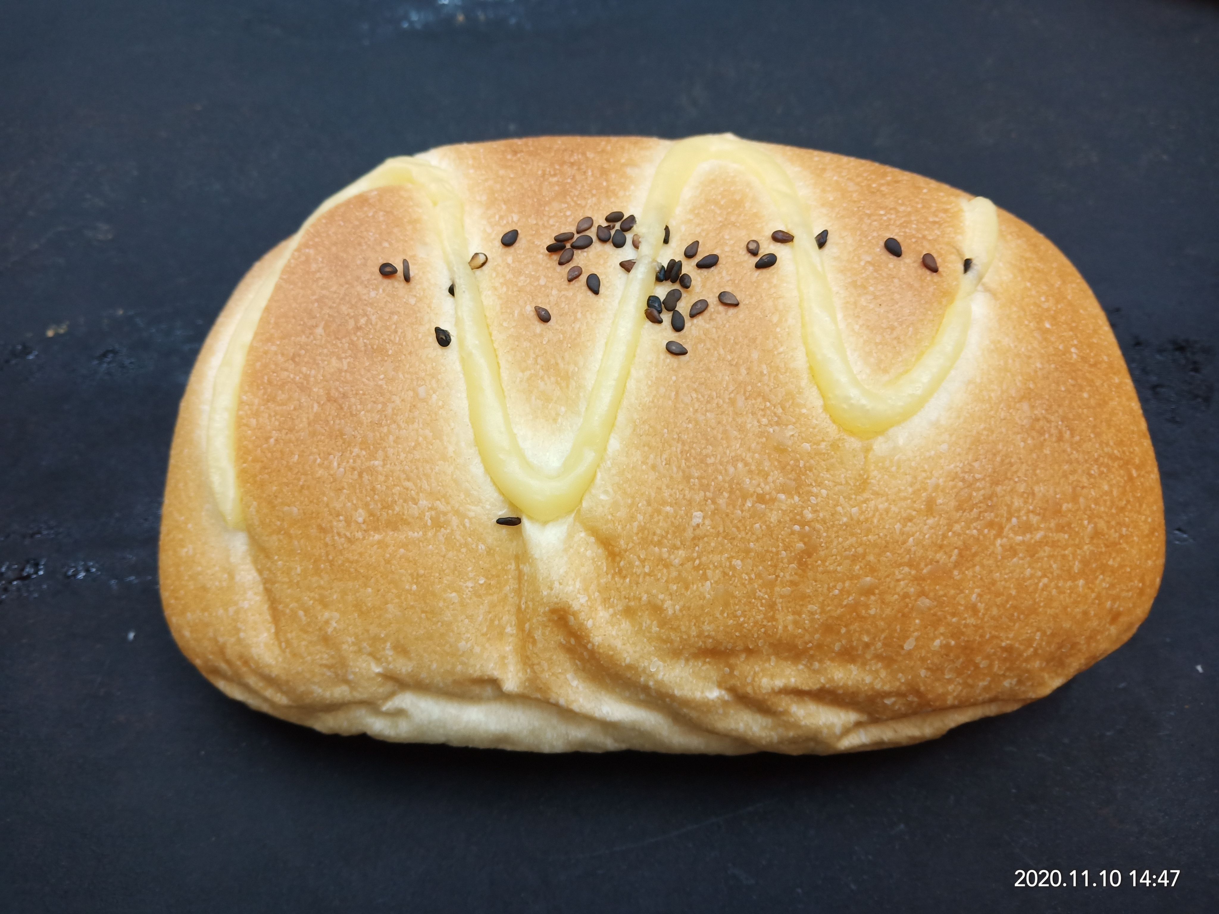 純素芝麻麵包  155-165g