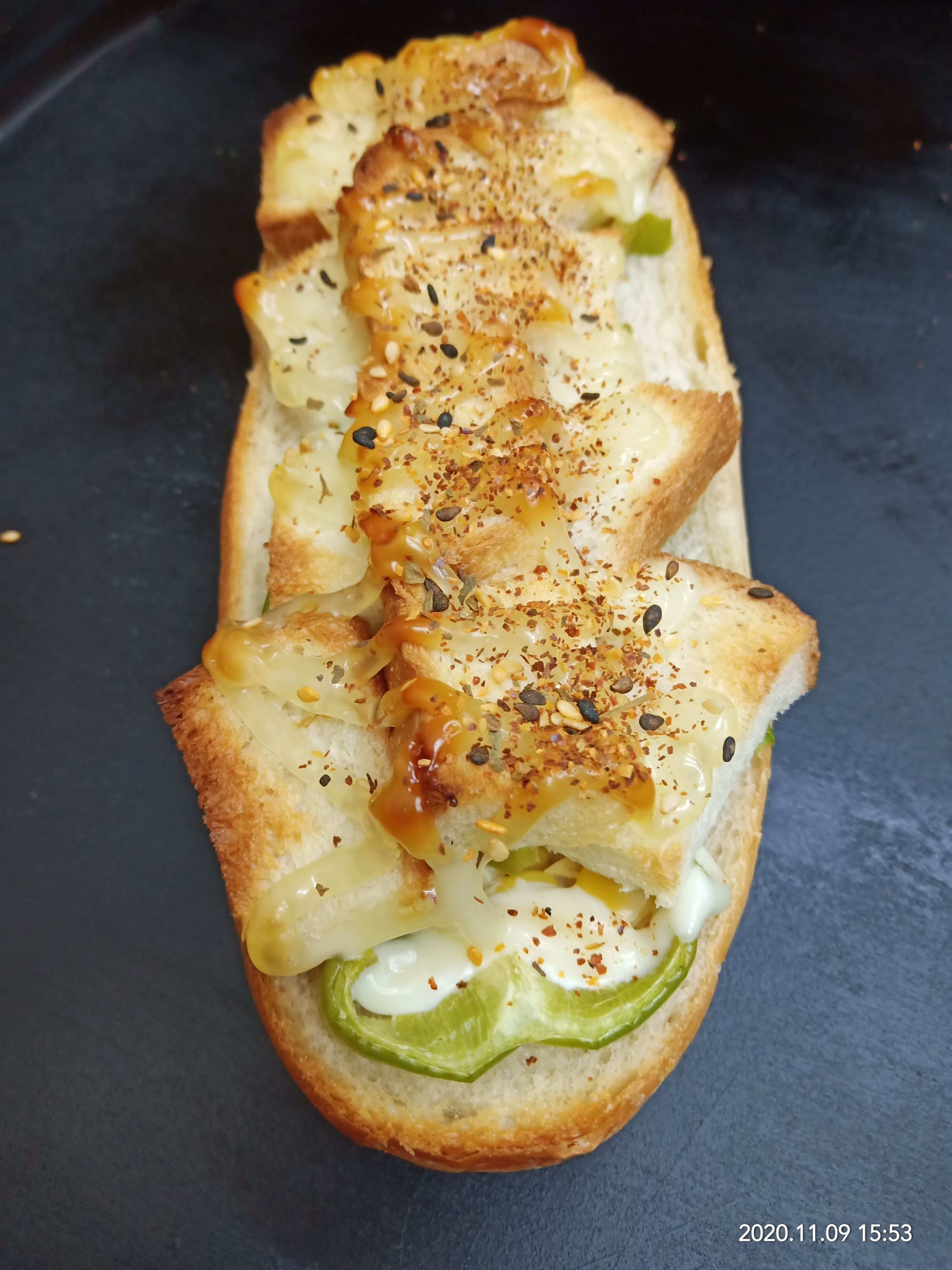 純素唐辛子總匯麵包  145-155g