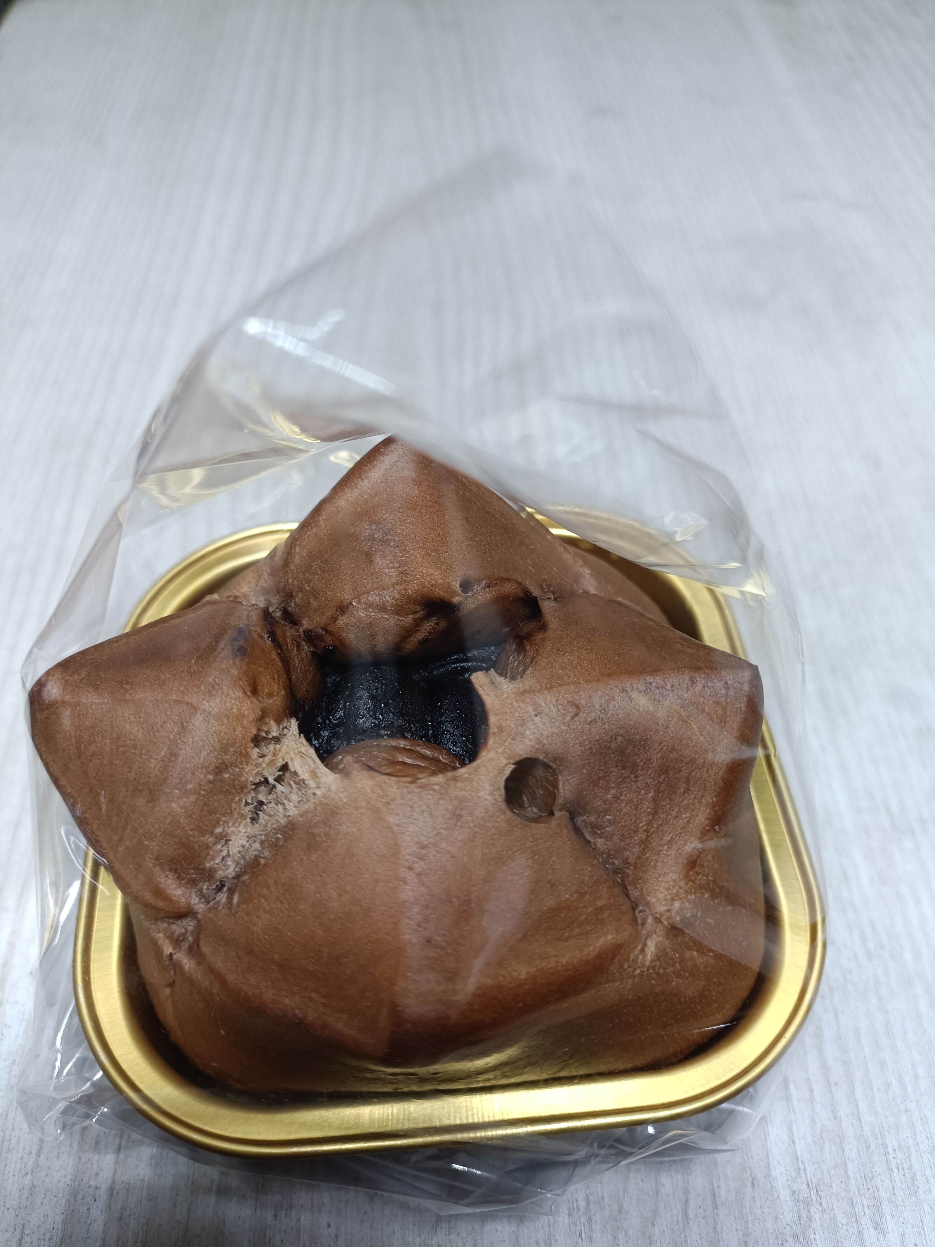 黑可可巧克力麵包