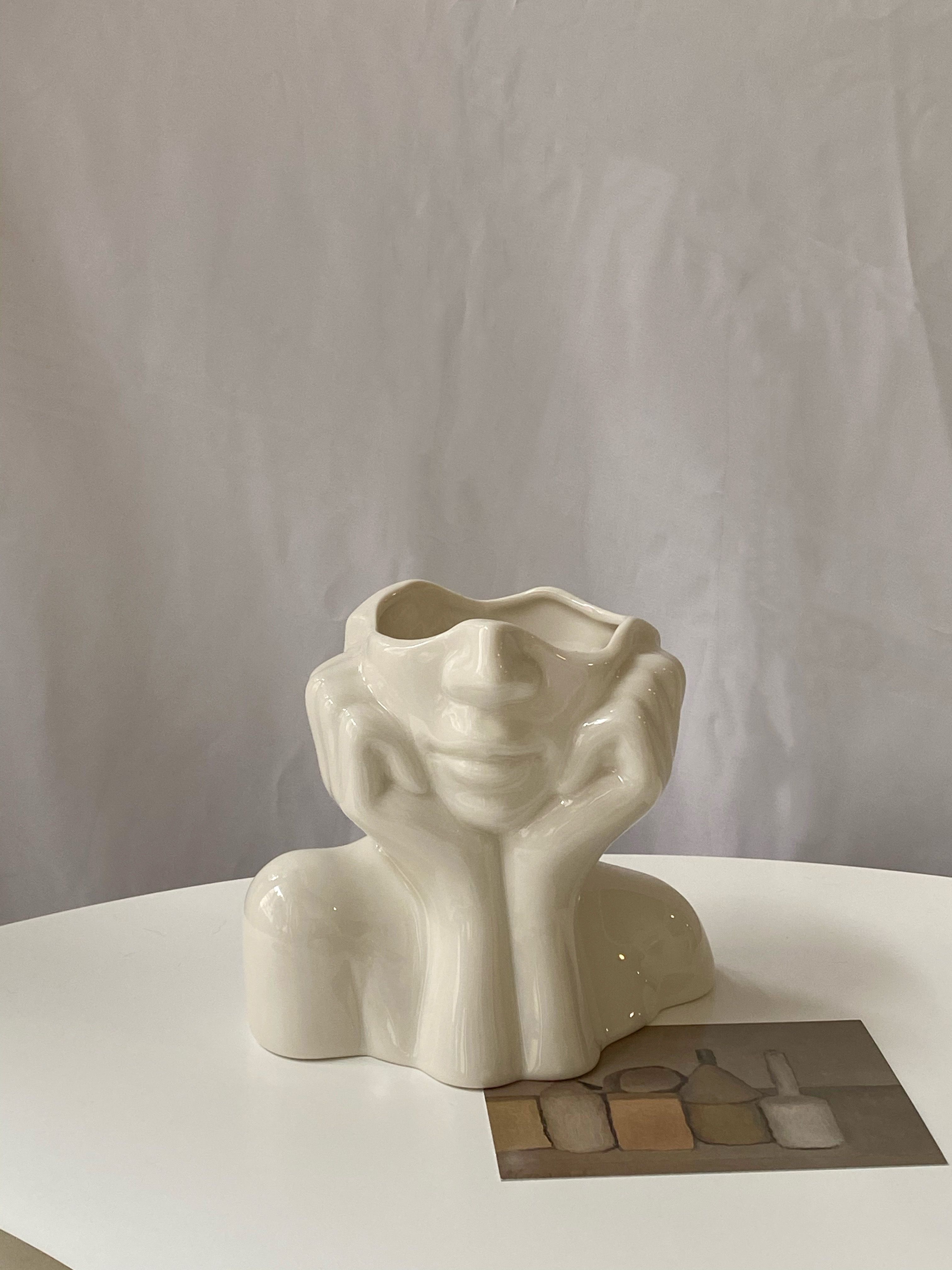 《女孩 花瓶》𝐒𝐞𝐩. 𝐍𝐞𝐰 𝐧𝗼.𝟳