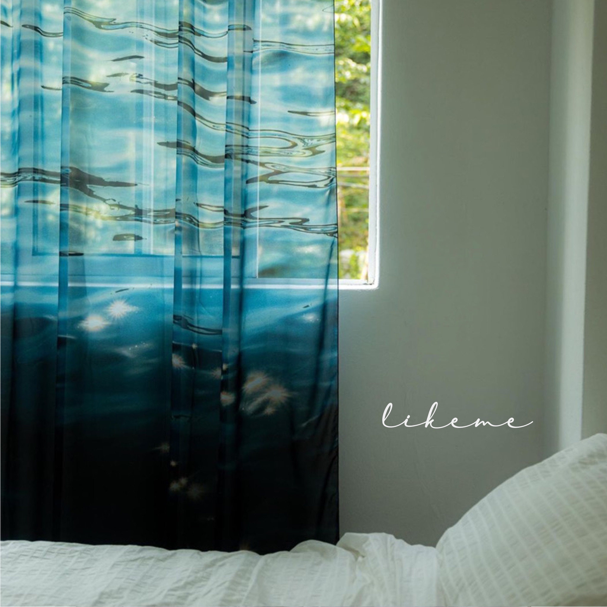 《待在山林裡 也浮在海浪中》屬於房間裡的透明的雪紡背景布 𝐎𝐜𝐭. 𝐍𝐞𝐰 𝟭