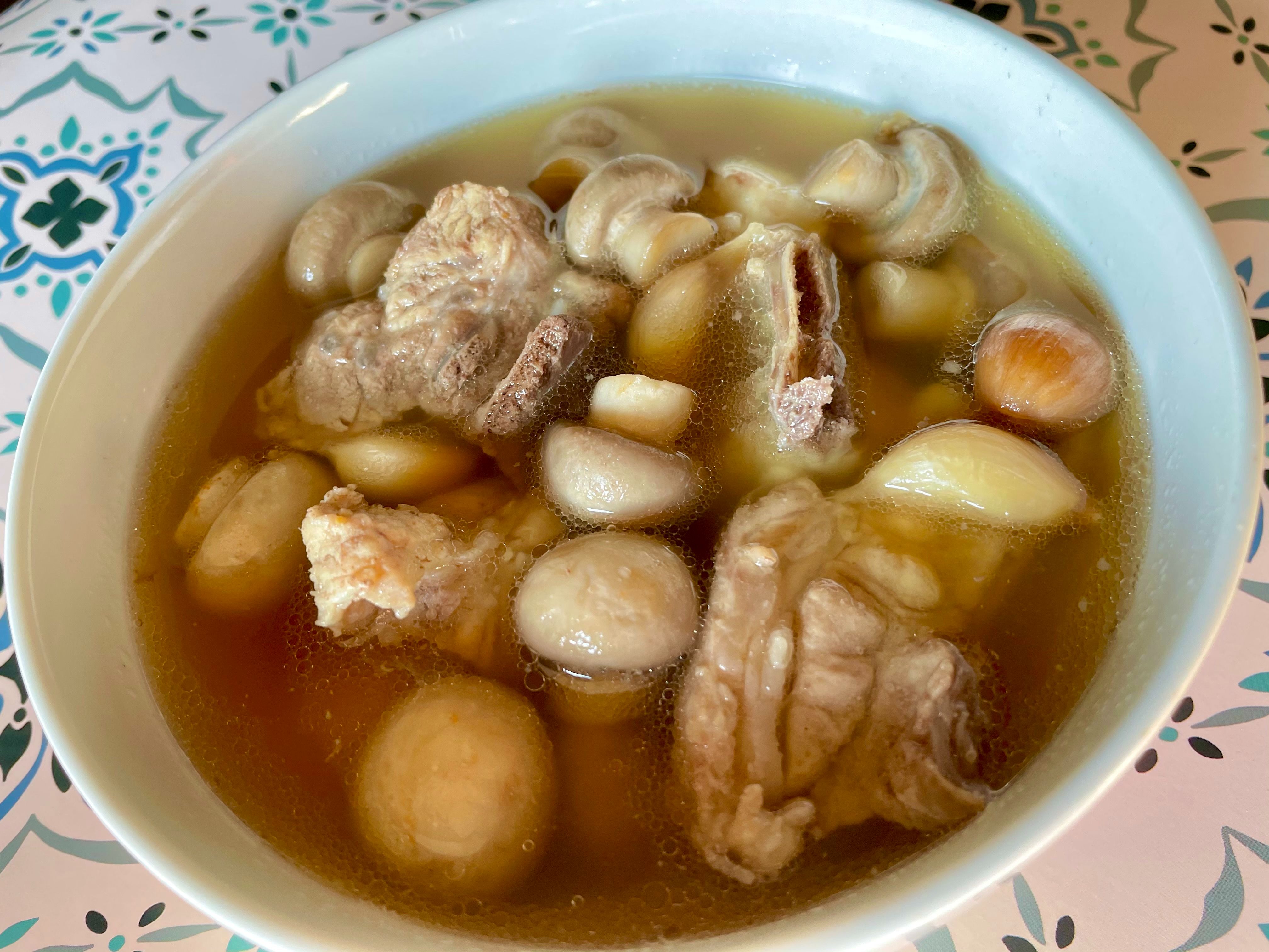 新加坡肉骨茶