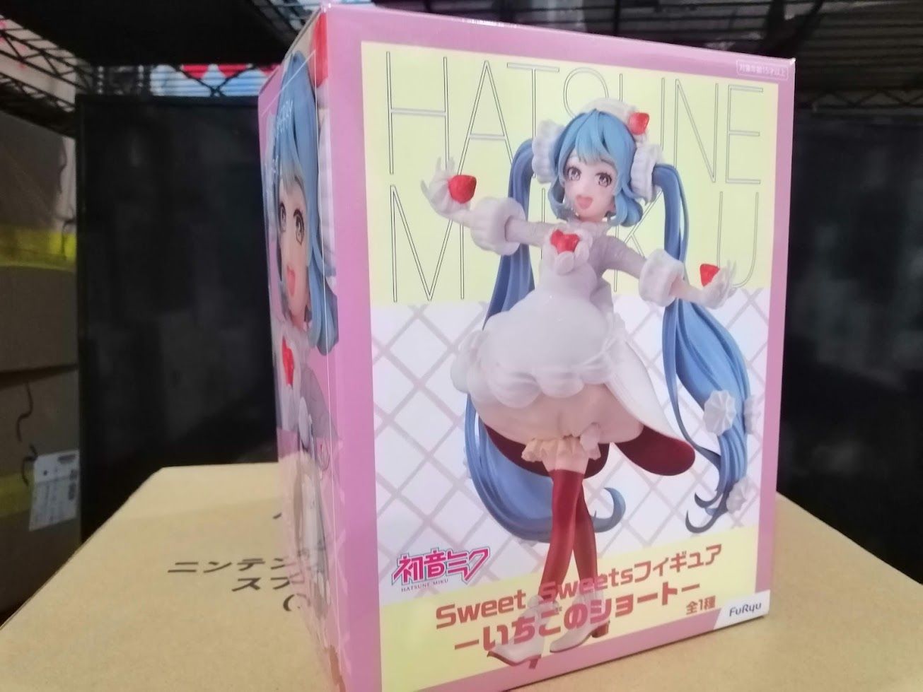 FURYU 初音未來 下午茶時間 奶油蛋糕Ver. （海外版）