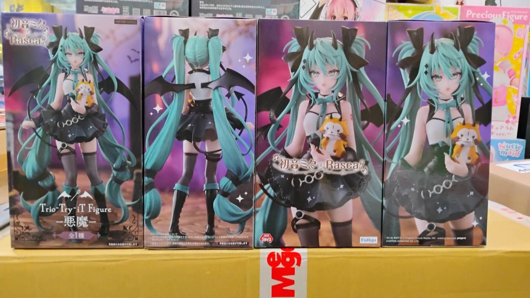 現貨FURYU Trio-Try-iT  初音未來x小浣熊  惡魔