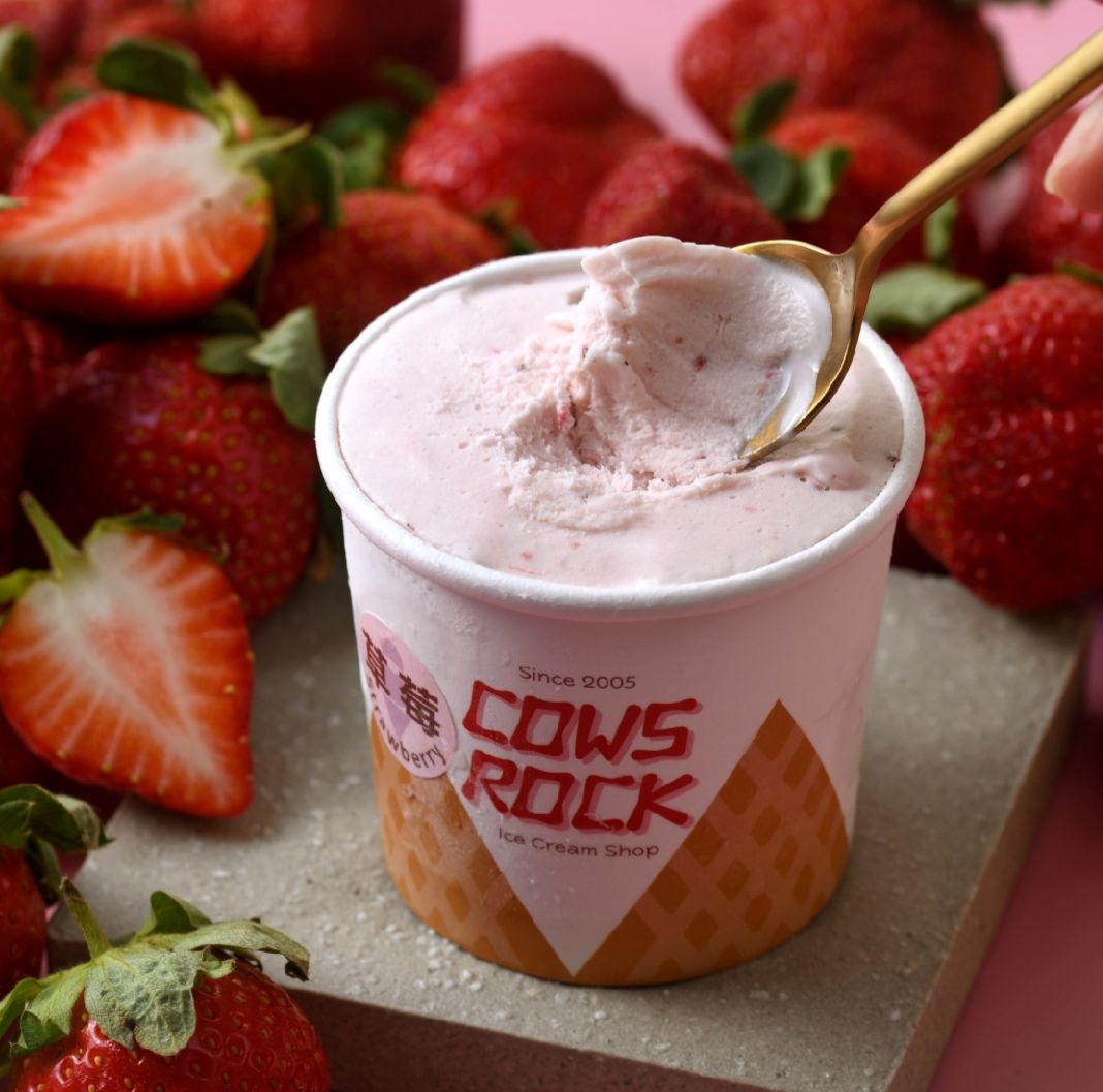 蘋果草莓鮮奶冰淇淋 （季節限定）