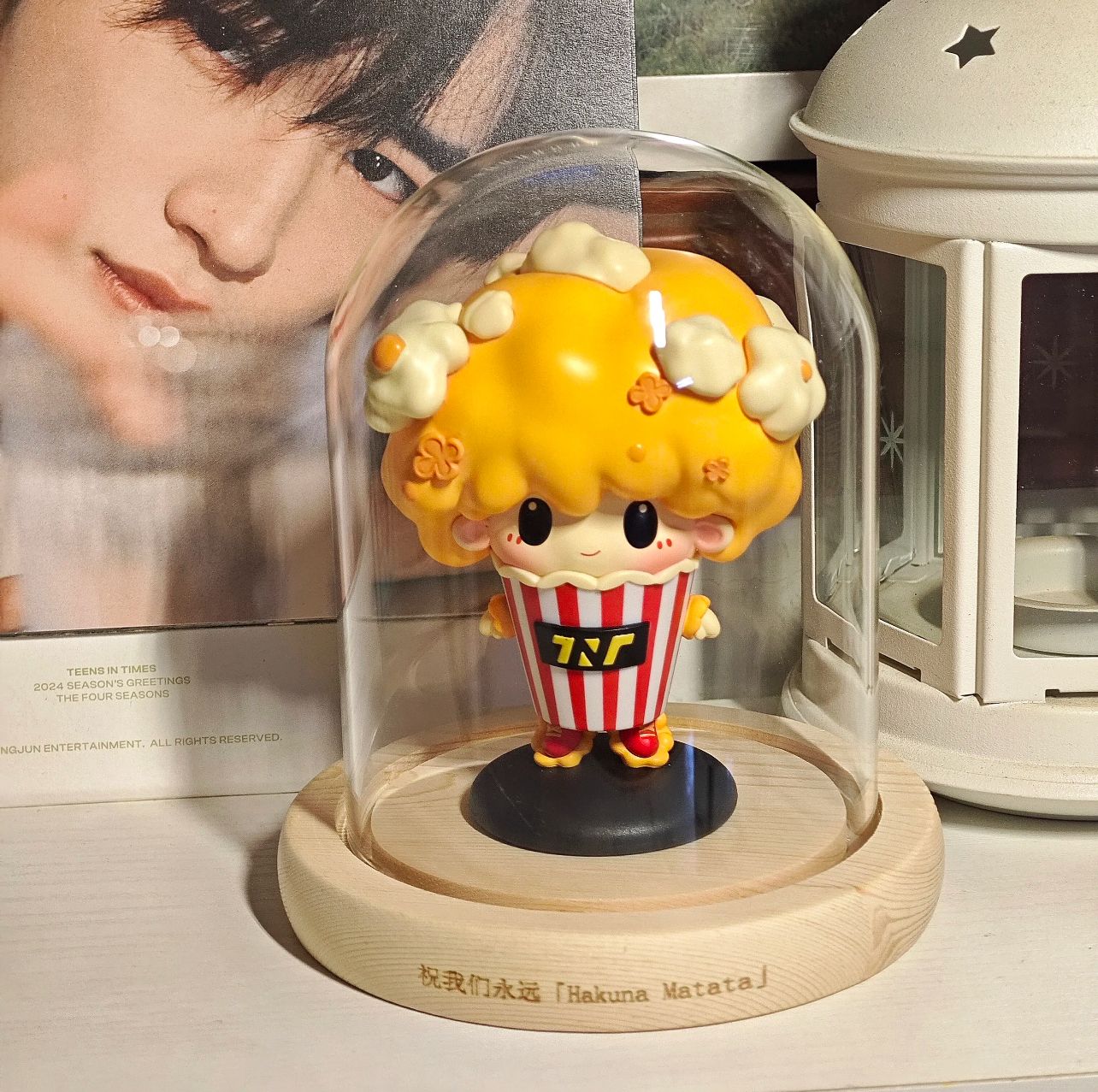 米爆公仔玻璃展示盒 （會發光帶燈條）