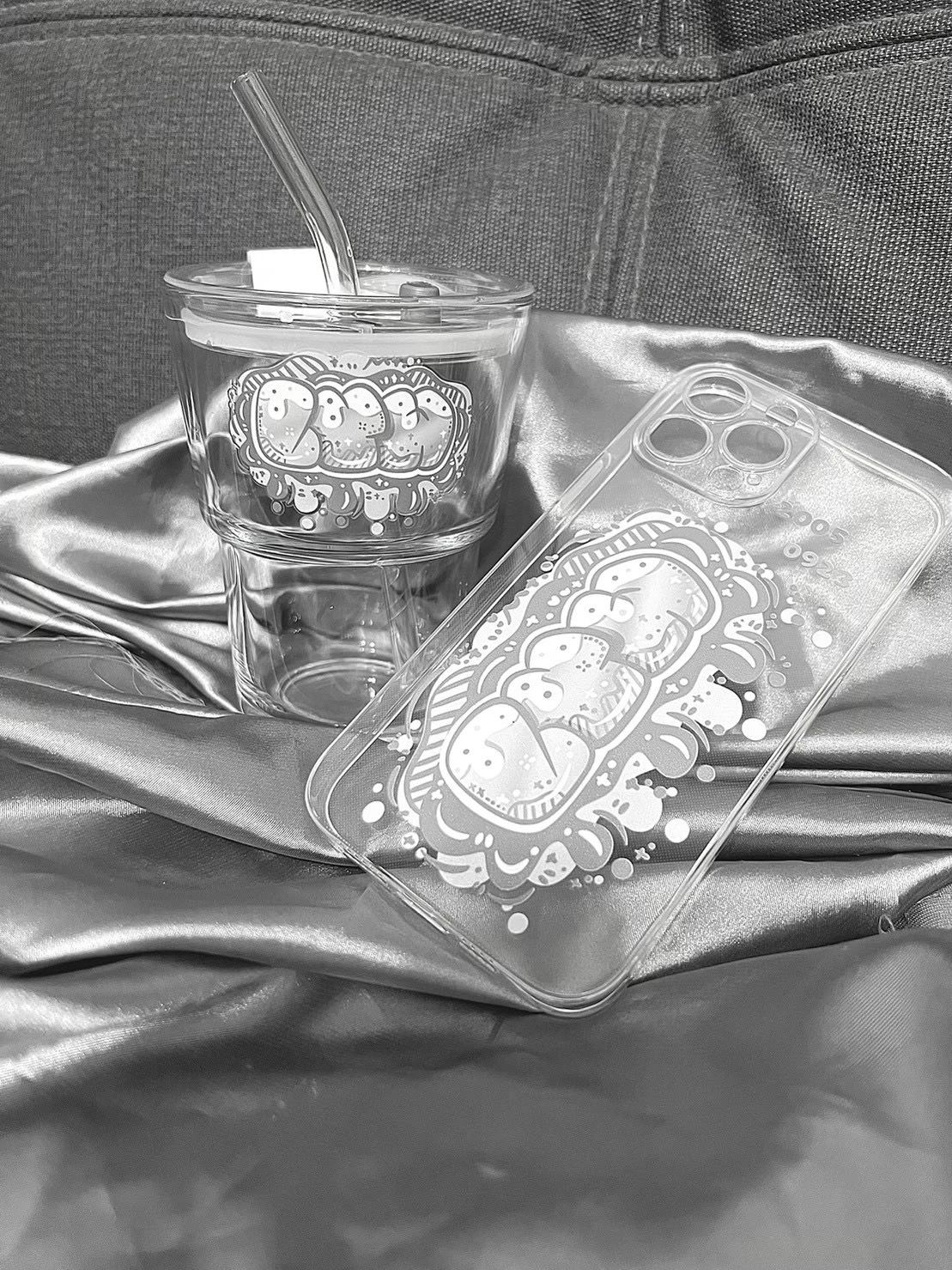 劉耀文塗鴉竹節杯/手機殼