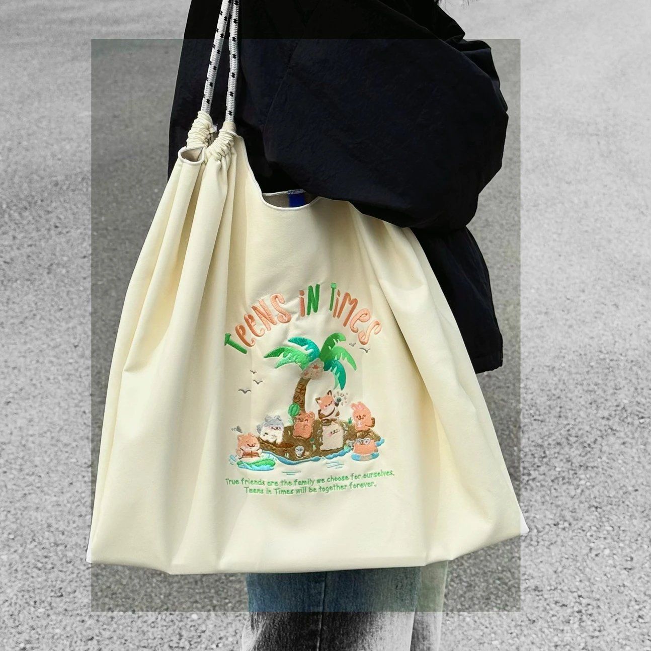 時團飯製皮質刺繡包包